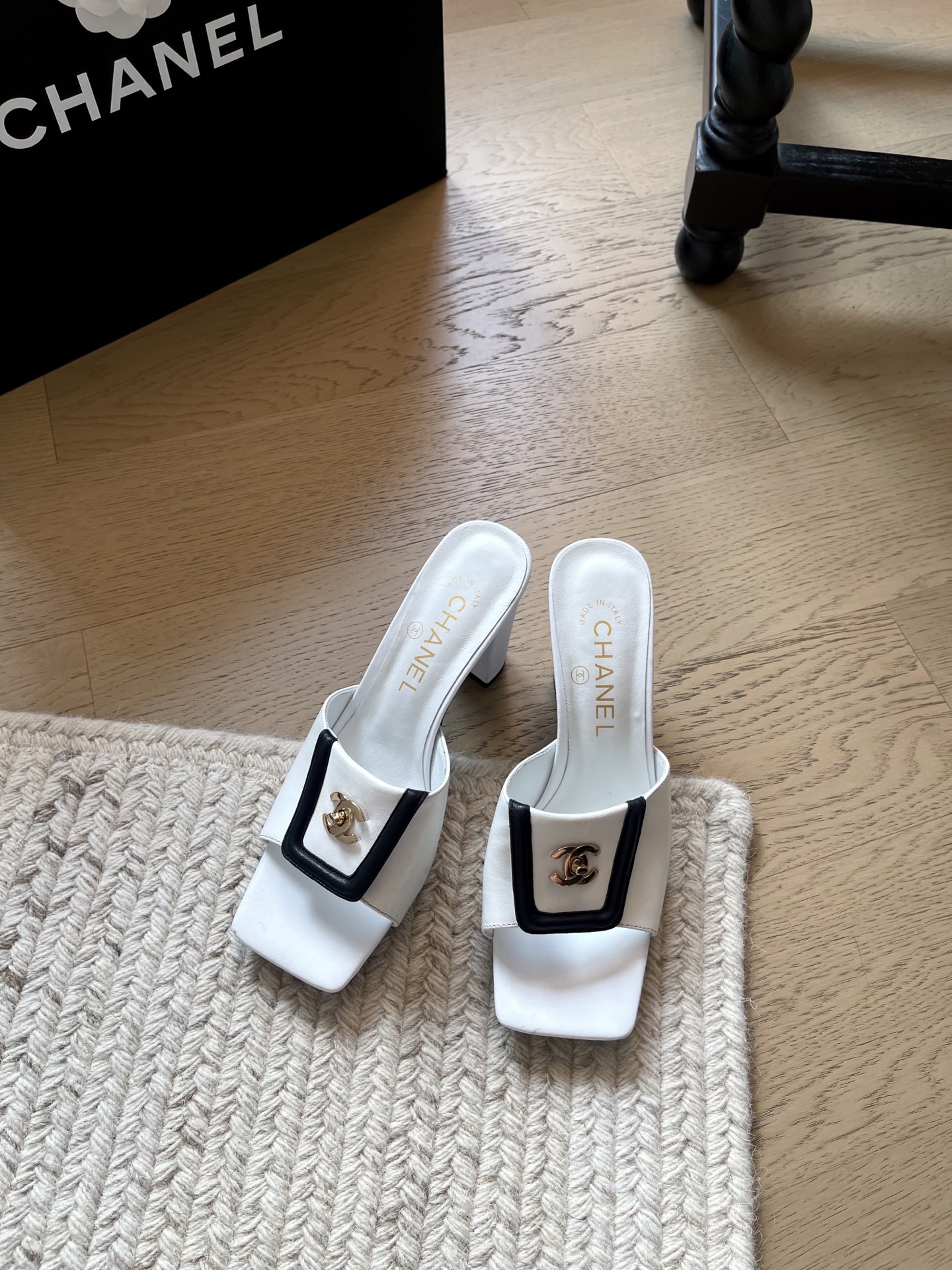 Chanel Slides