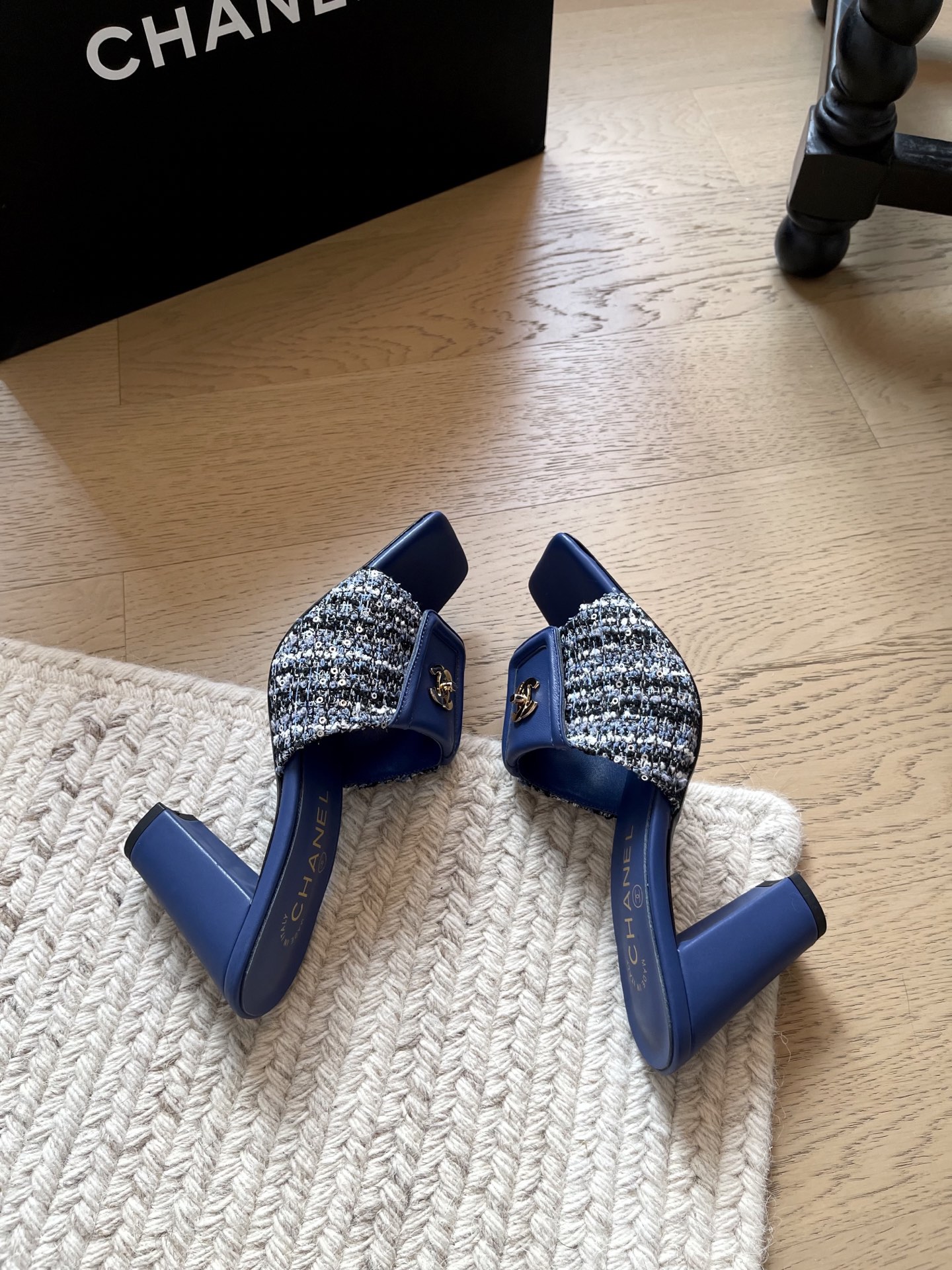 Chanel Slides