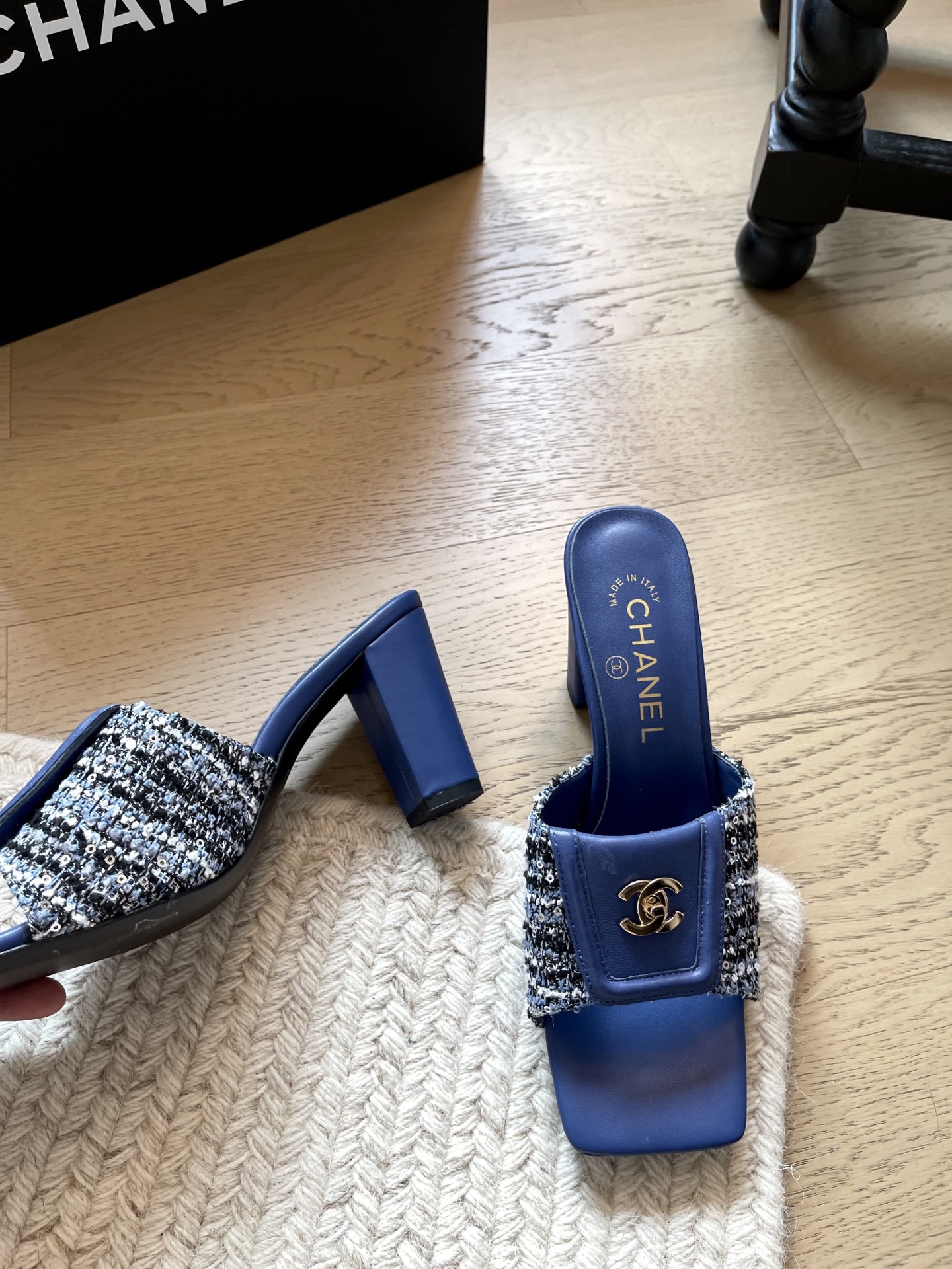 Chanel Slides