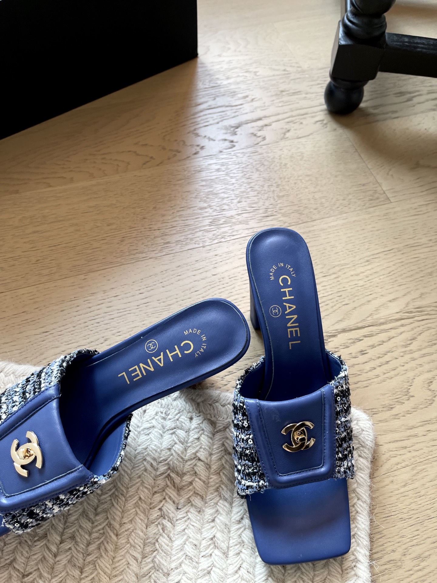 Chanel Slides