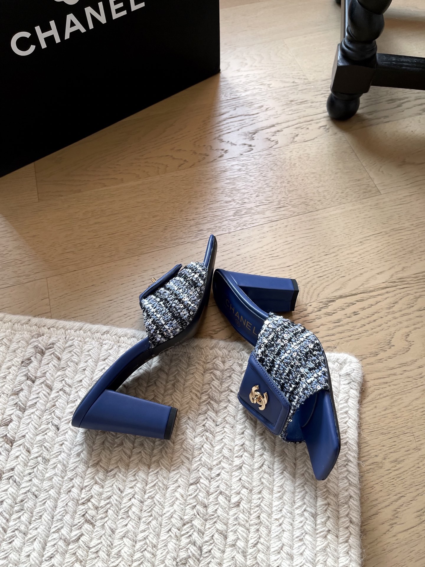 Chanel Slides