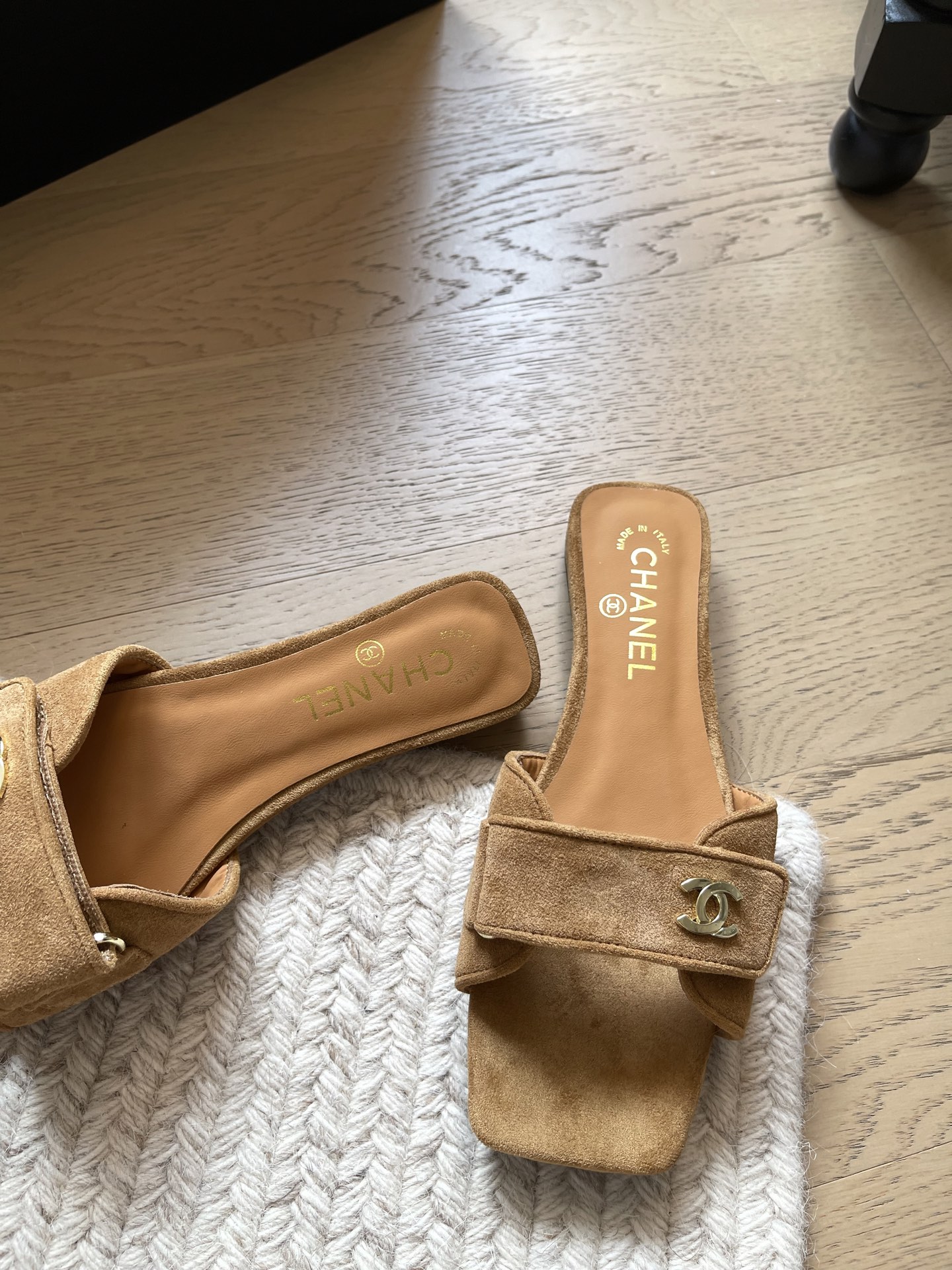 Chanel Slides