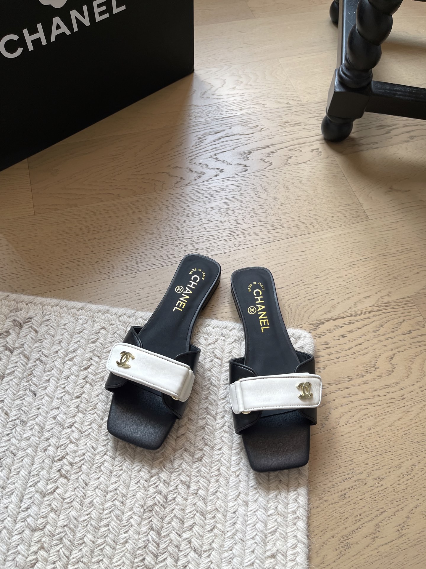 Chanel Slides