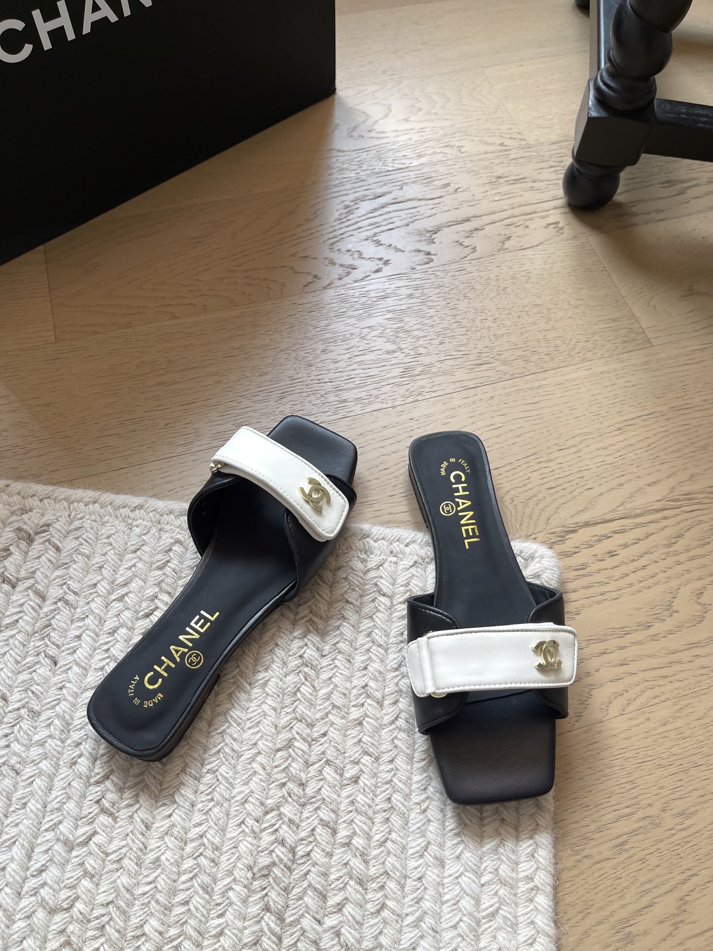 Chanel Slides