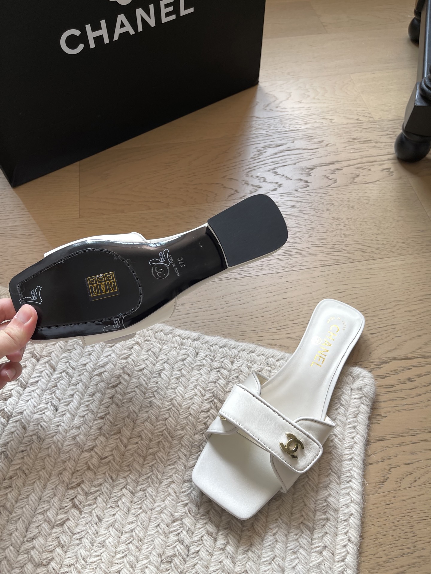 Chanel Slides