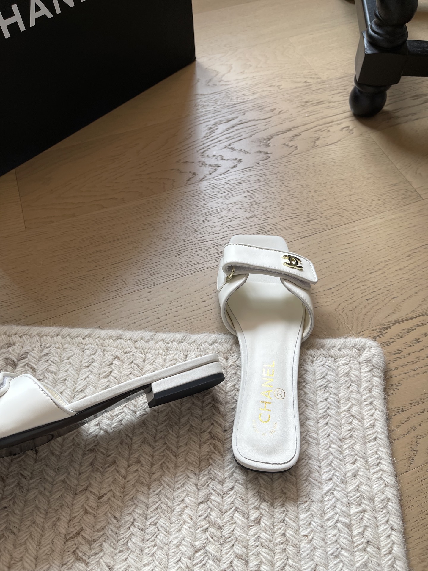 Chanel Slides