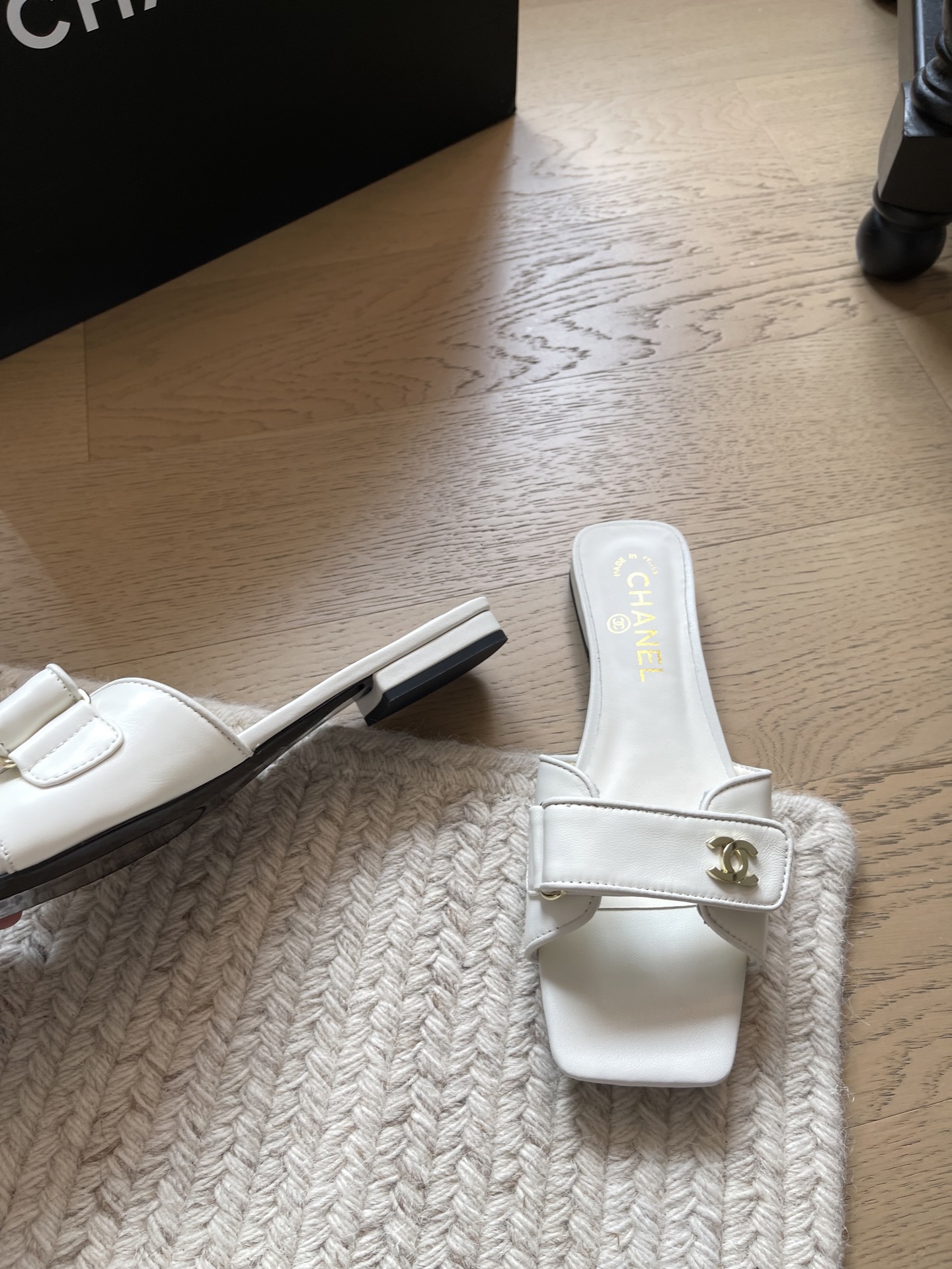 Chanel Slides