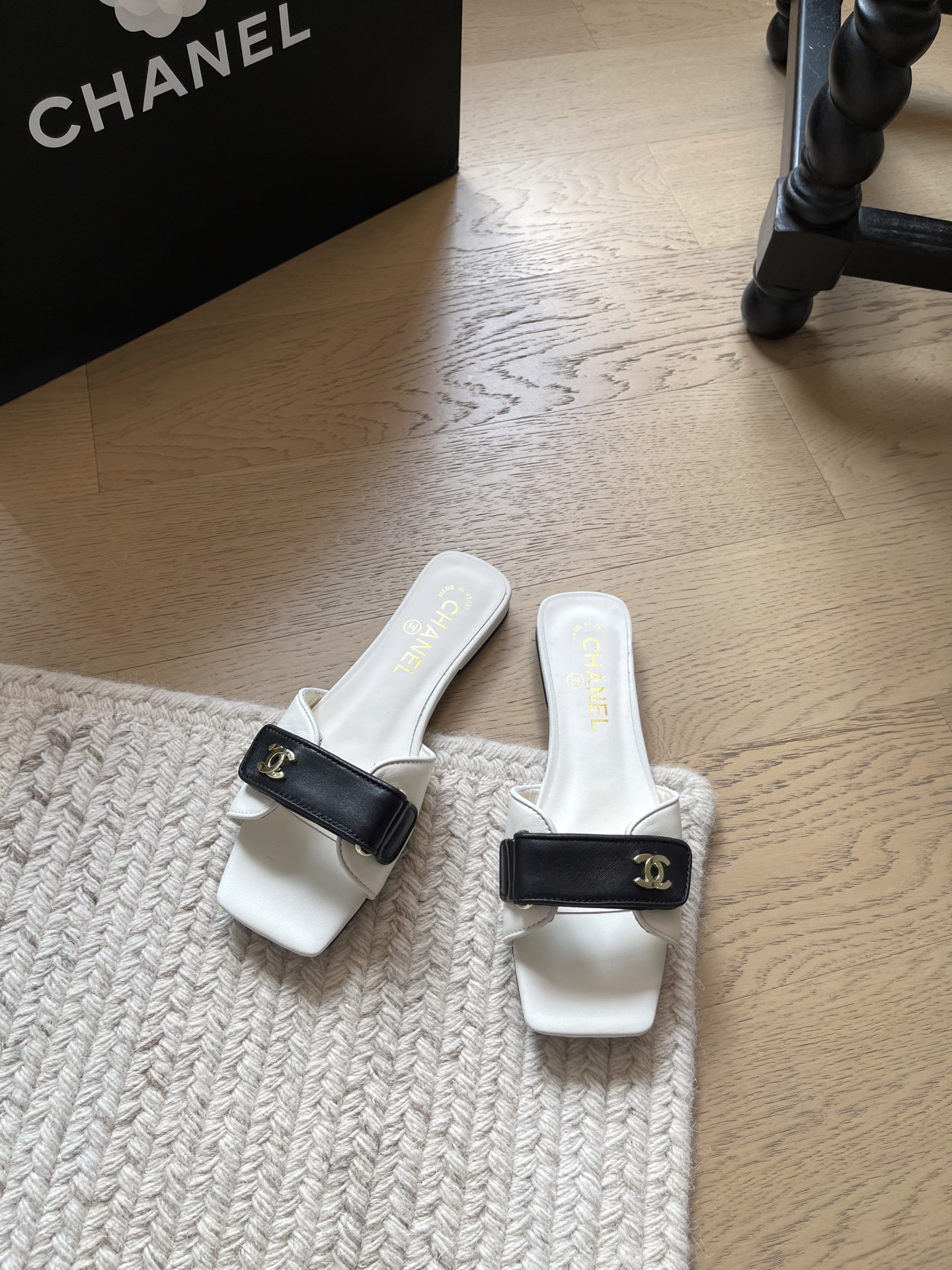 Chanel Slides