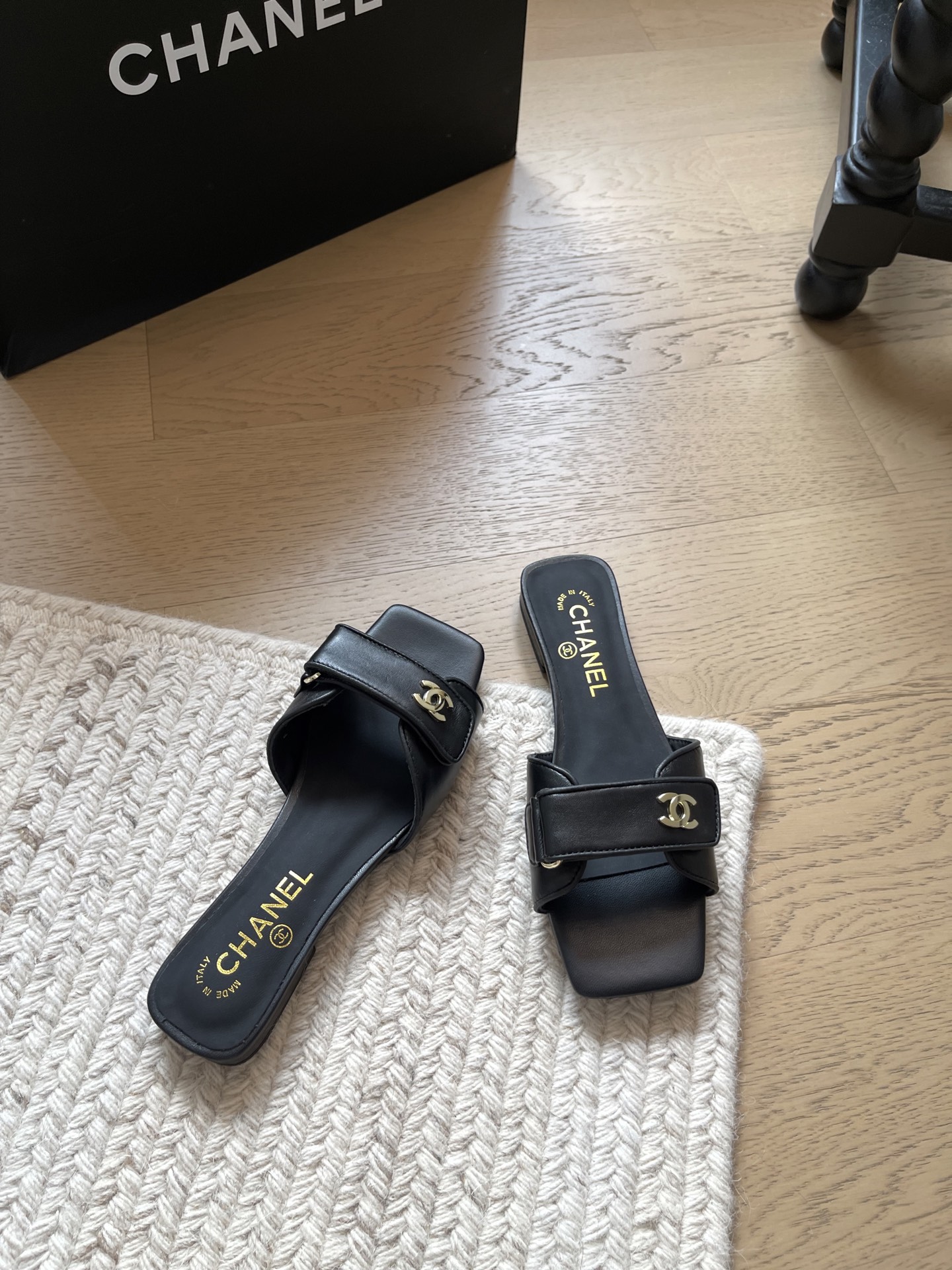 Chanel Slides