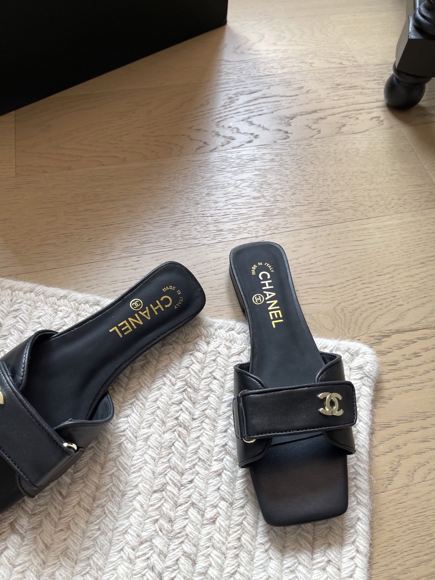 Chanel Slides