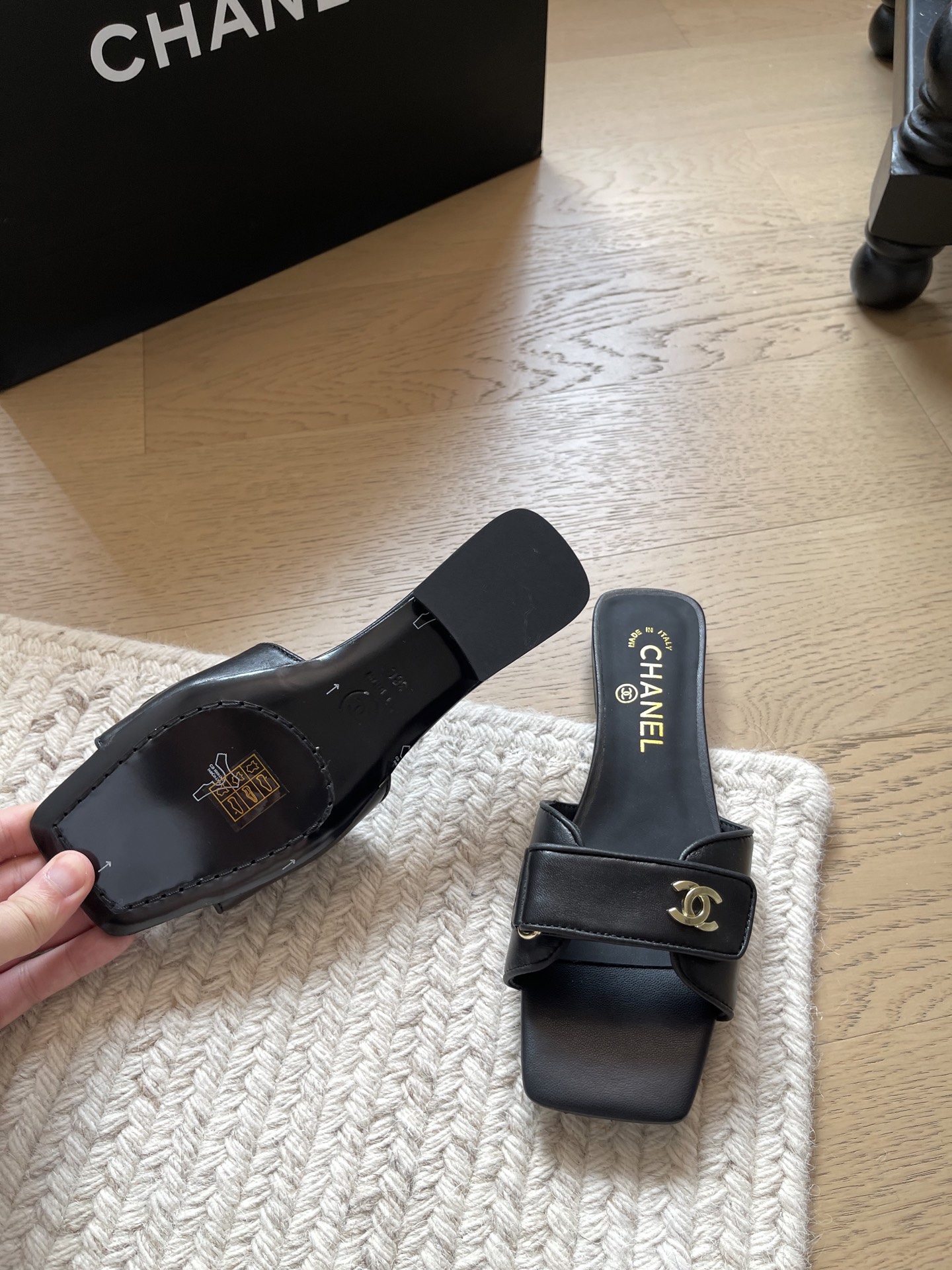 Chanel Slides