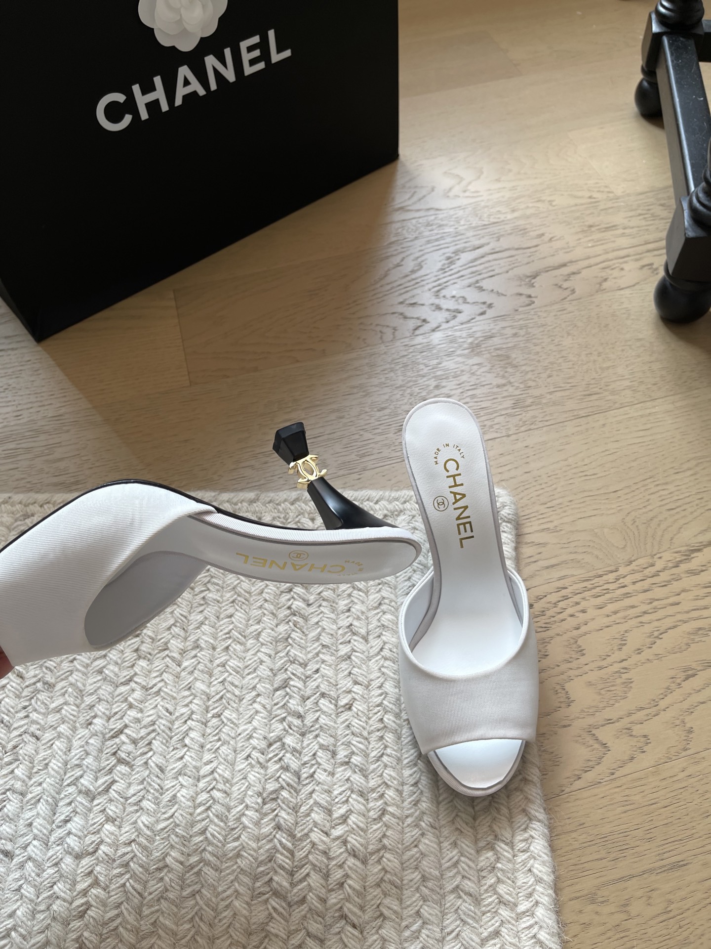 Chanel Slides