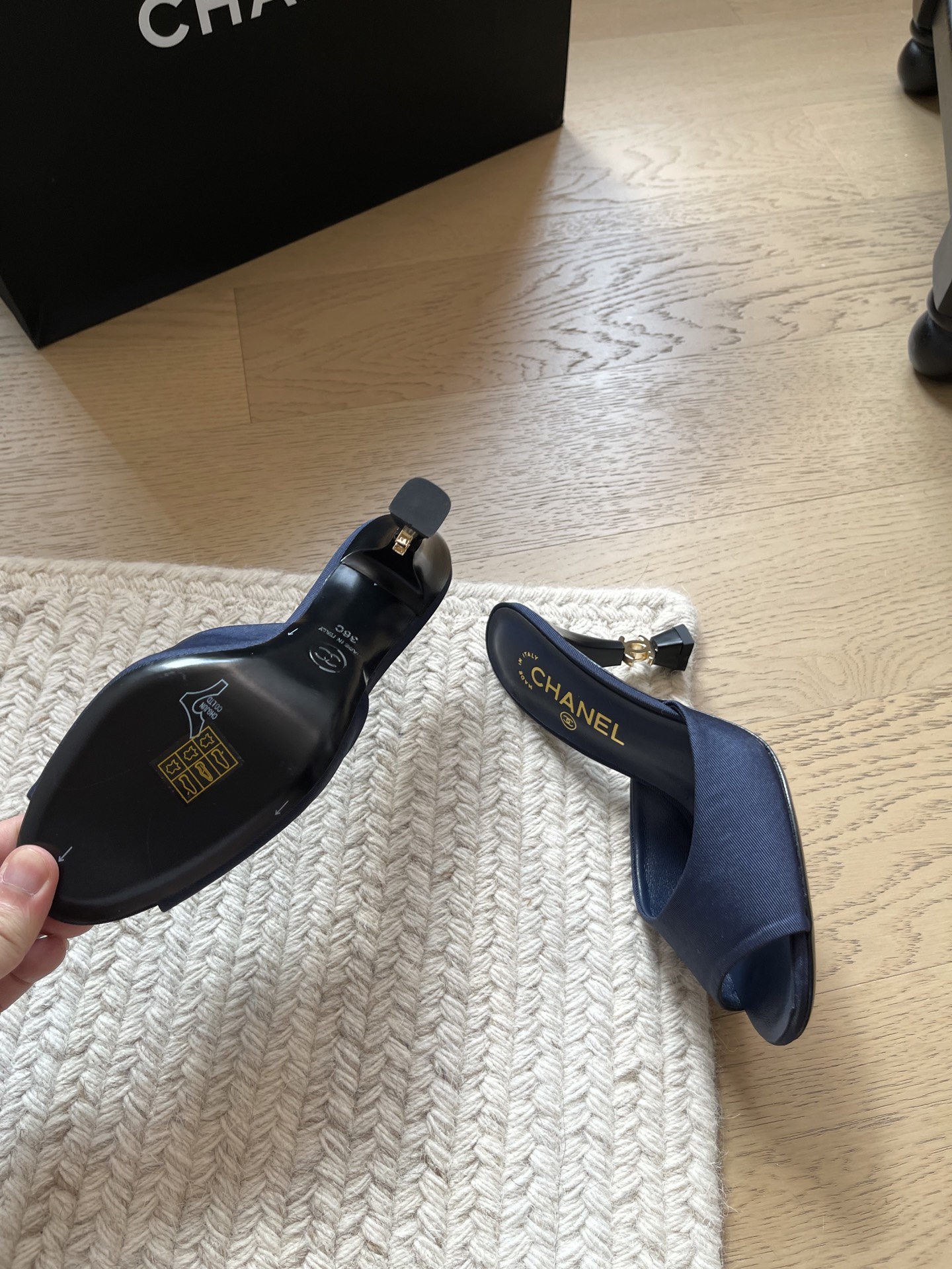 Chanel Slides