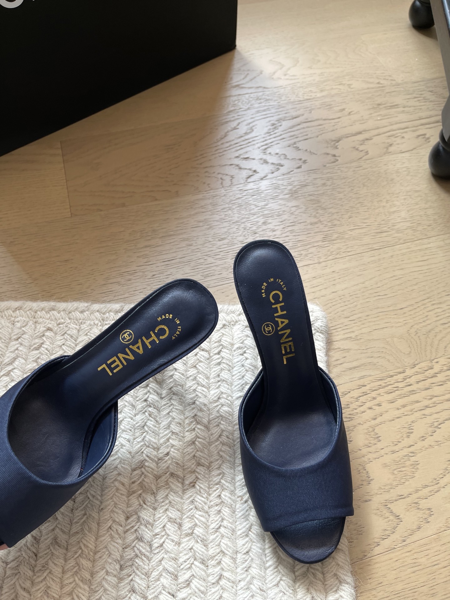 Chanel Slides