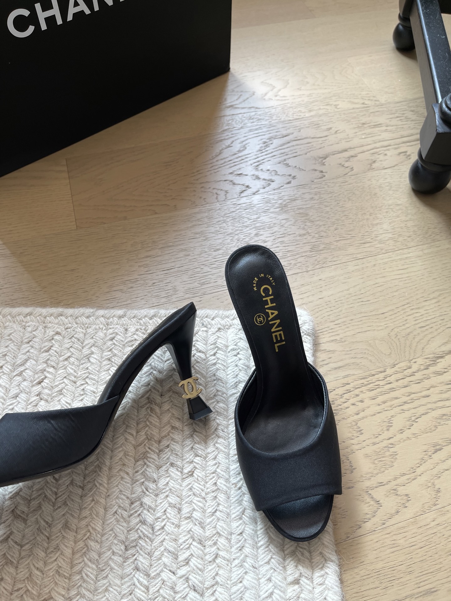 Chanel Slides