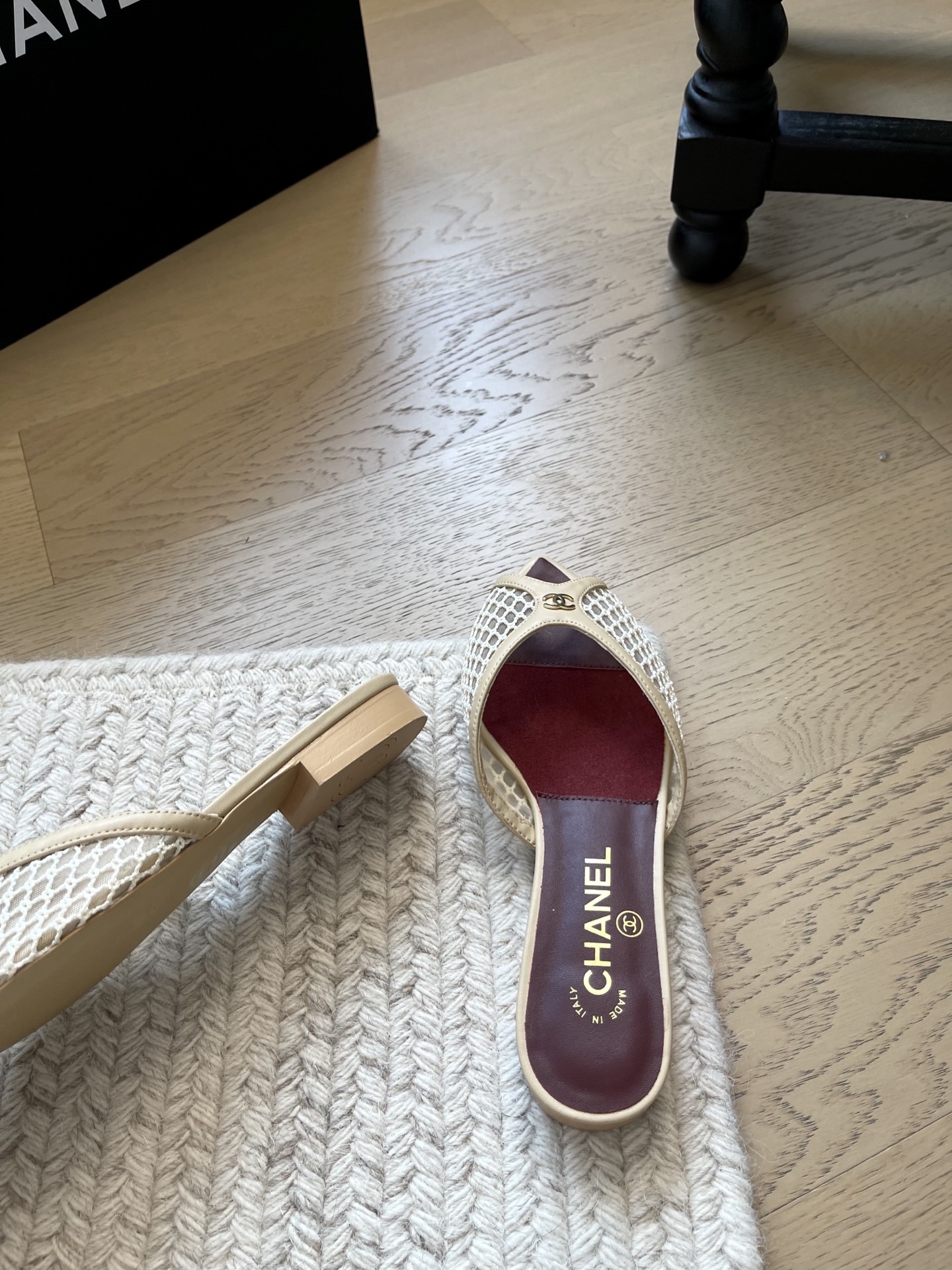 Chanel Slides