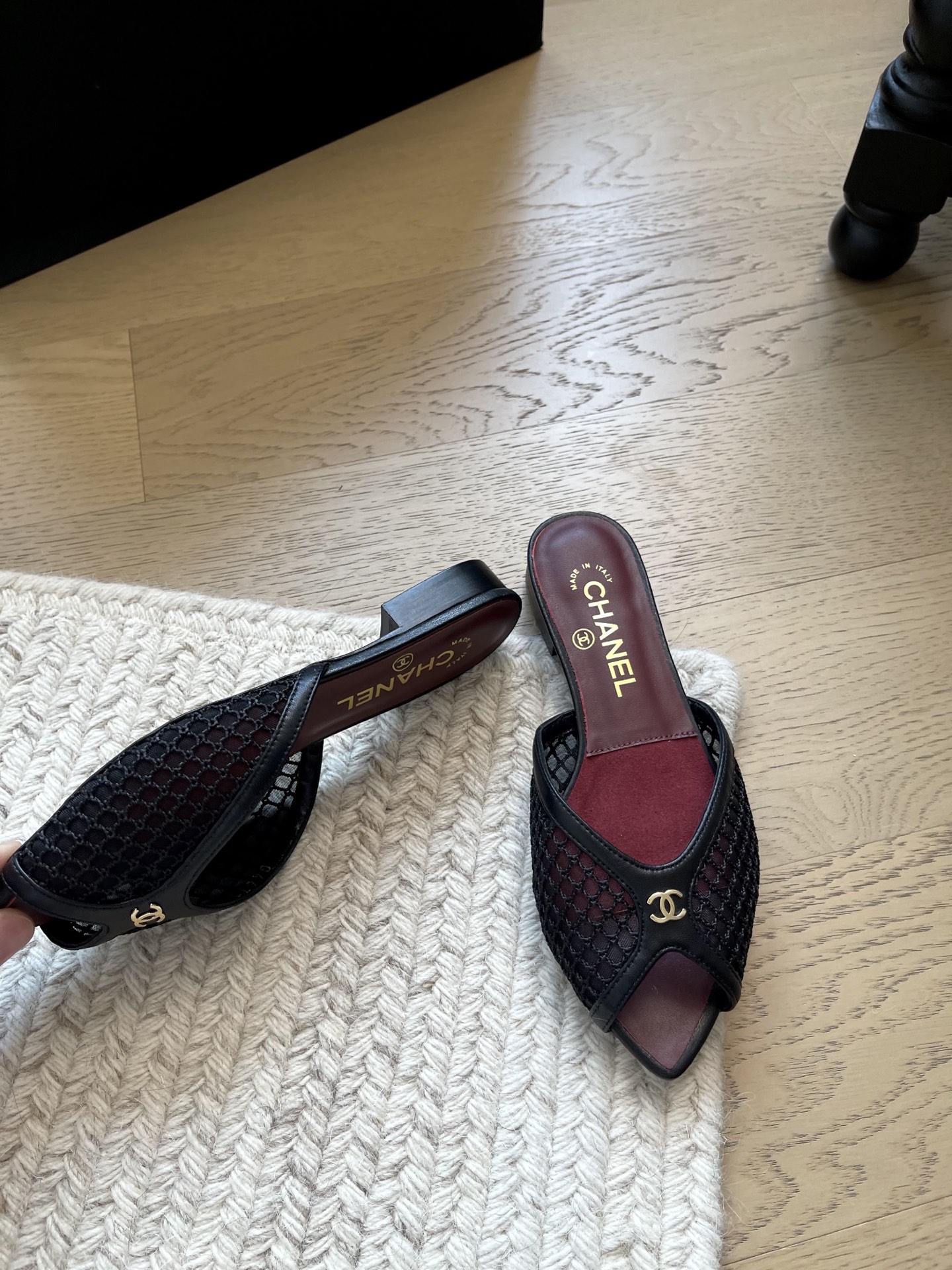 Chanel Slides