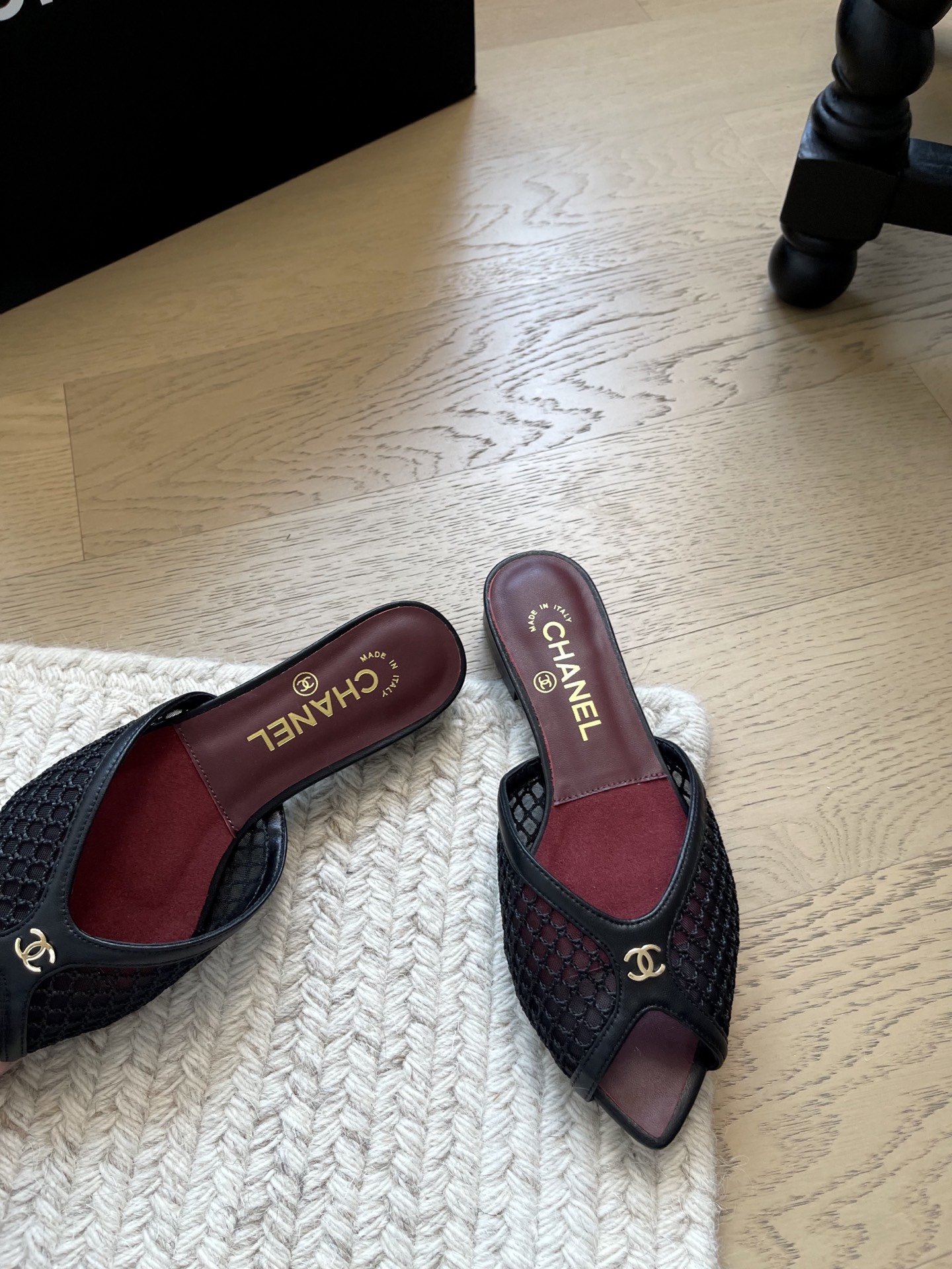 Chanel Slides