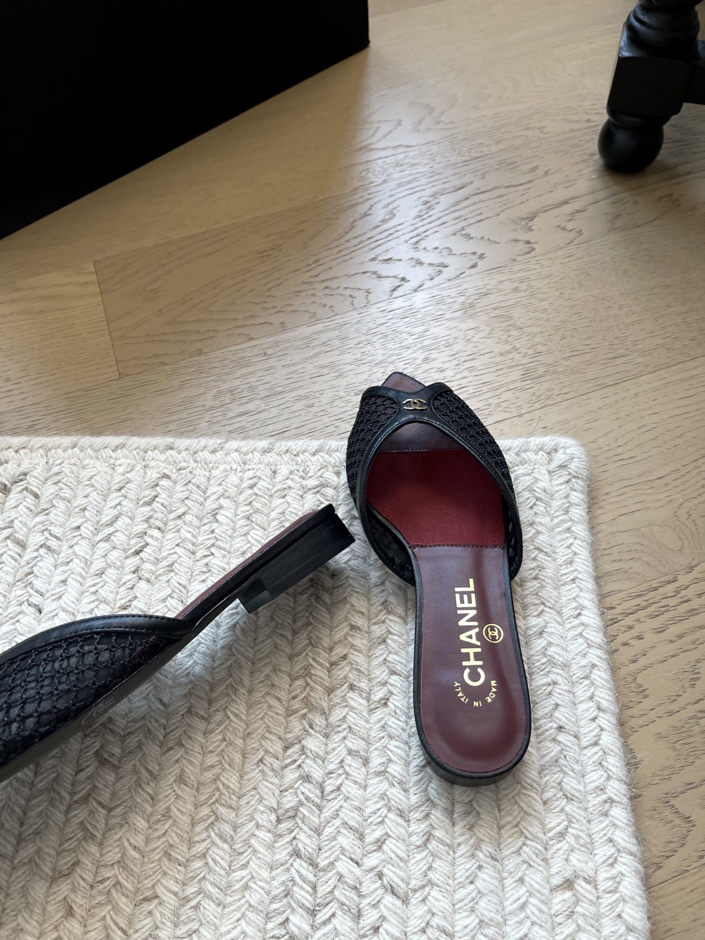 Chanel Slides