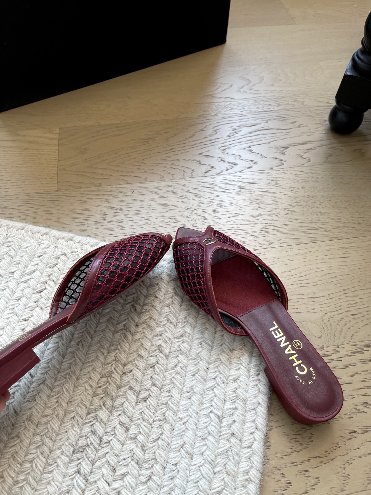 Chanel Slides