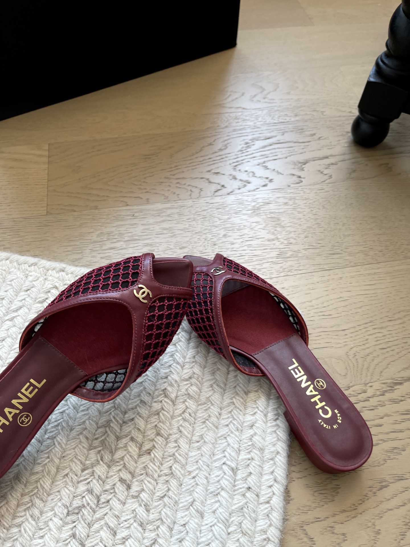 Chanel Slides