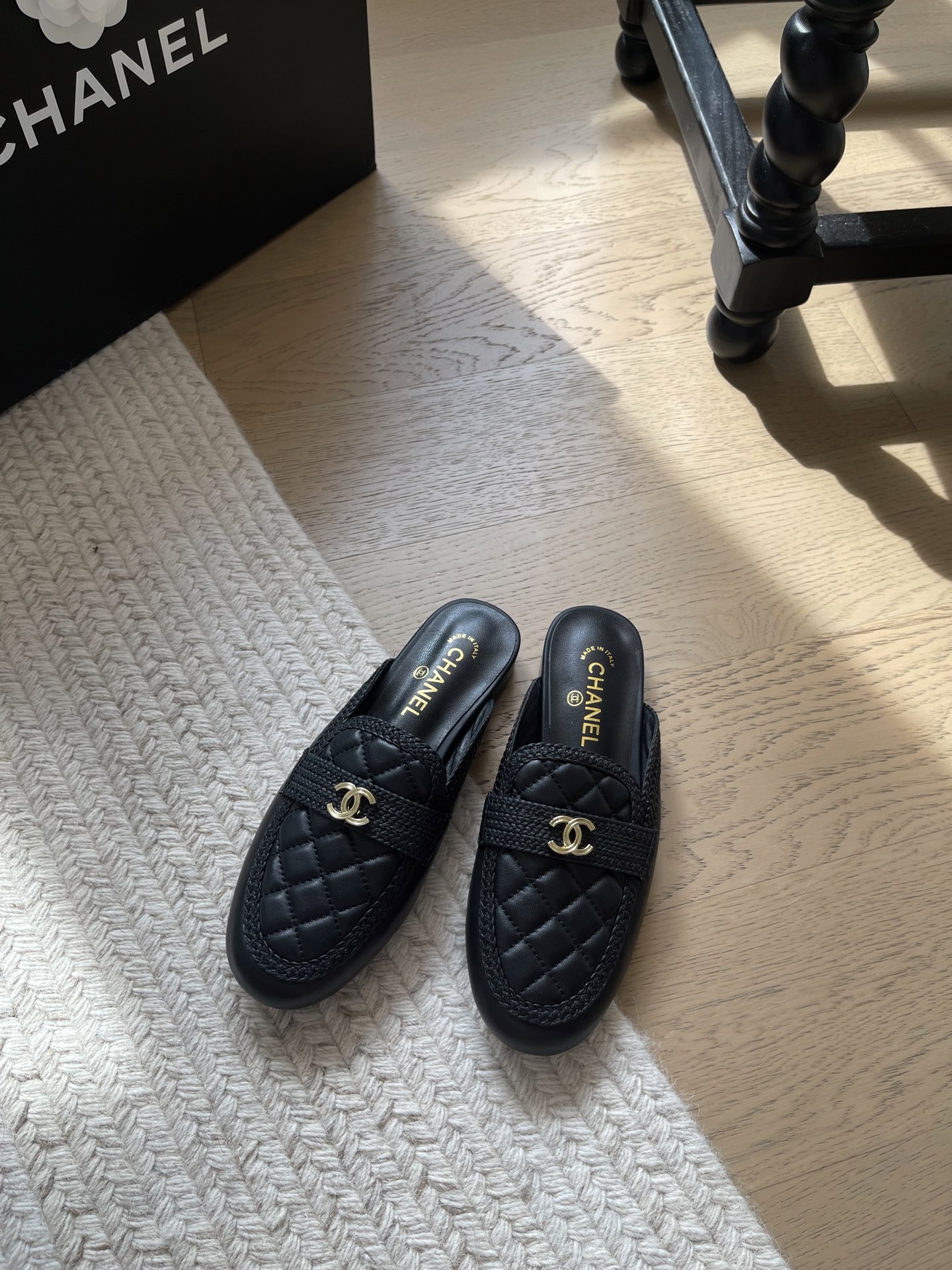 NO:930219,Chanel 26C new loafer series!  Top version!  Cowhide upper, sheepskin lining, genuine leather outsole, size 34-41 '34 40 41 customized, non-returnable, non-exchangeable', loafers and half-slippers, chanel, loafers, cowhide, sheepskin, Leather soles19860909Chanel 26C新款乐福鞋系列！ 顶级版本！鞋面牛皮 内里羊皮 真皮大底 码数34-41「34 40 41定制不退不换」,乐福鞋半拖,chanel,loafers,cowhide,sheepskin,Leather soles,Women's Shoes
