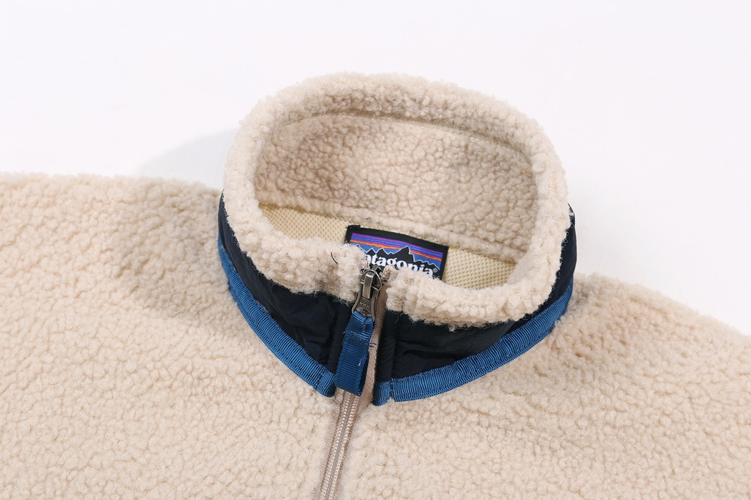 Outdoor Specialized Almond Wool Jacket with High-Density Fabric and YKK Zipping - 图片 4