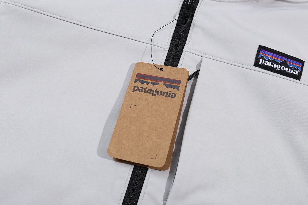 Patagonia Outdoor Zipper Jacket: Water-Resistant, Fashionable, Warm, and Stylish - 图片 9