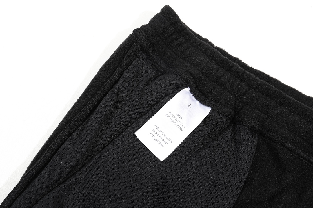 Double-Fashioned Velvet Pants: Warmth, Comfort, and Style in Black and Grey - 图片 7