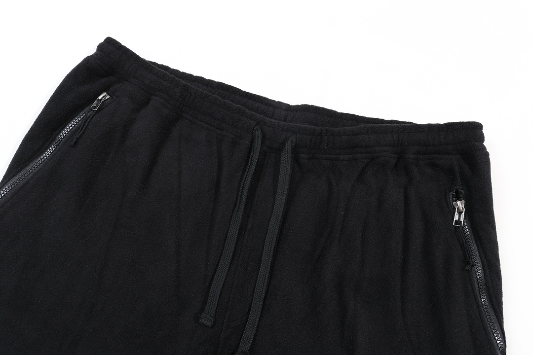 Double-Fashioned Velvet Pants: Warmth, Comfort, and Style in Black and Grey - 图片 5