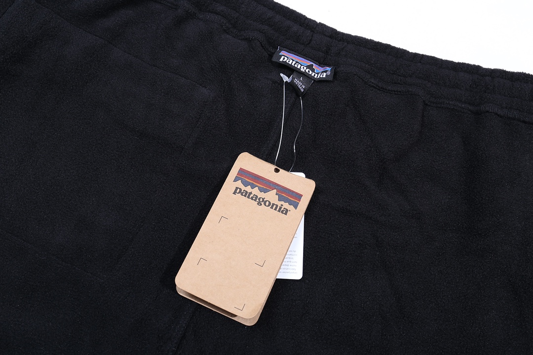 Double-Fashioned Velvet Pants: Warmth, Comfort, and Style in Black and Grey - 图片 9