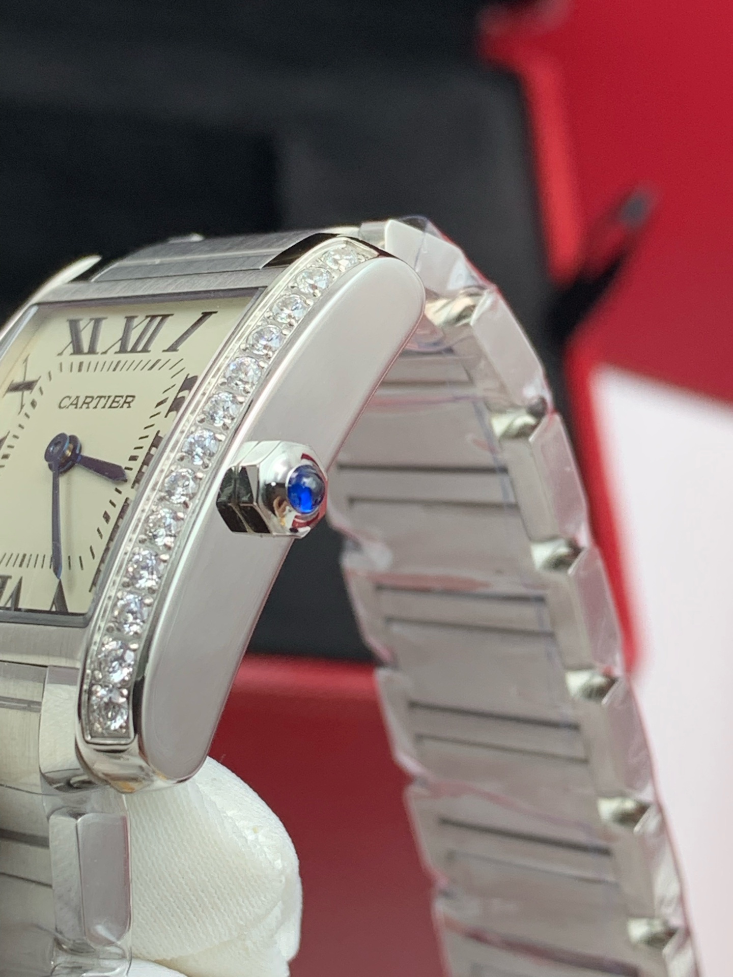 NO:393603,Sapphire ruby ​​head!  Definitely the finishing touch!  ,19860909蓝宝石红宝石把头！绝对是点睛之笔！,,Watch