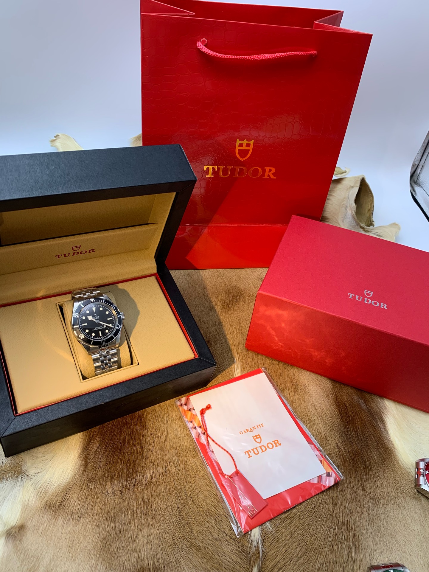 NO:391070,nigger.,19860909黑鬼.,,Watch