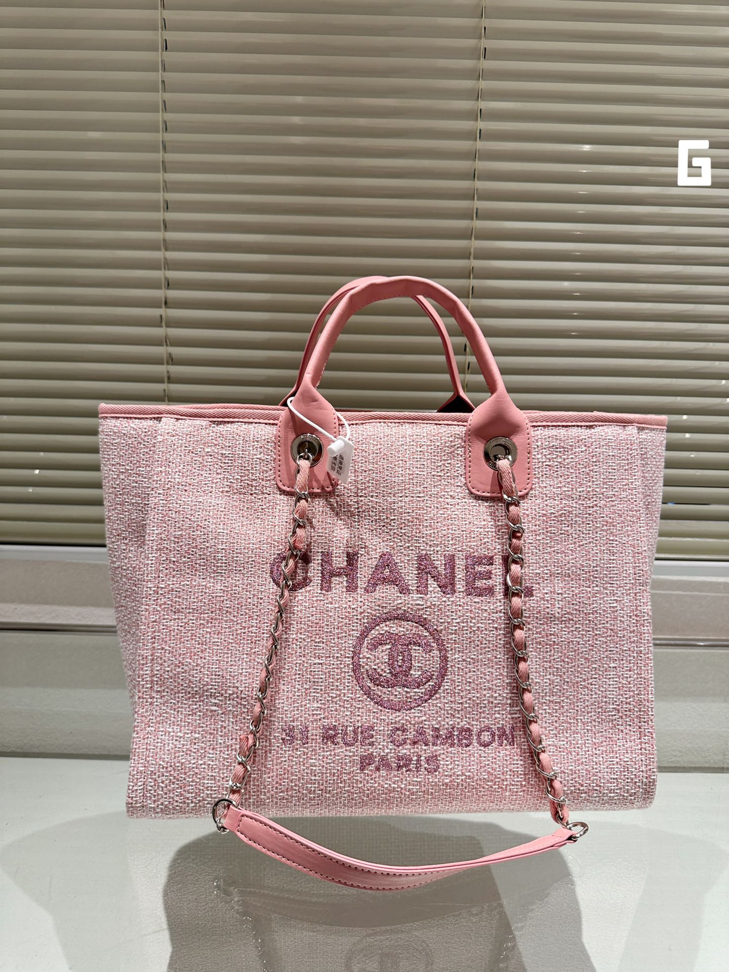 Chanel 7 Star
 Bags Handbags Black Beach
