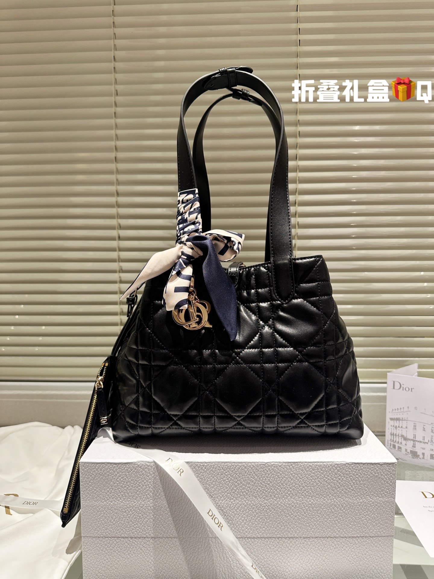 Dior Tote Bags Best AAA+
 Cowhide