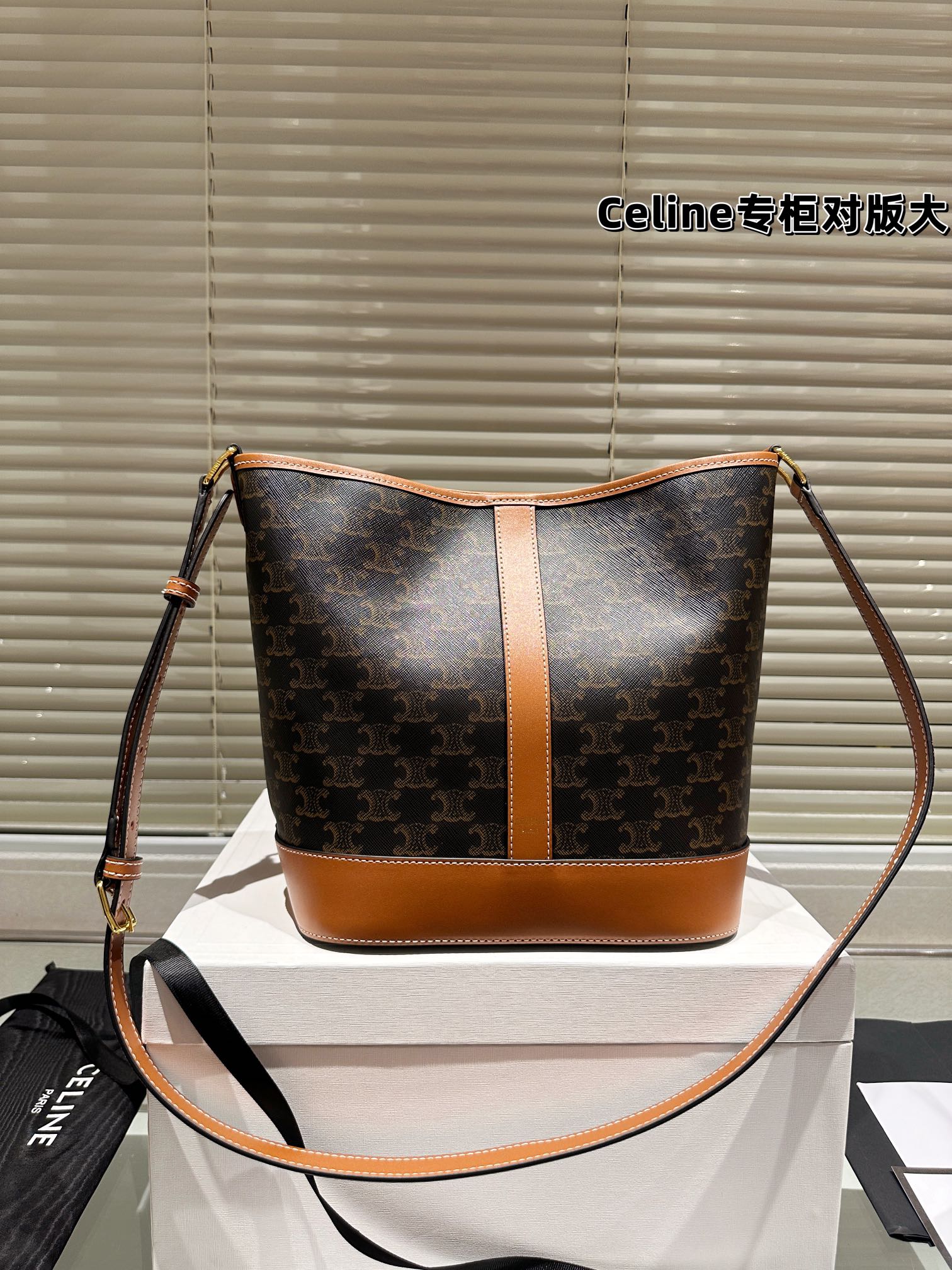 Celine Knockoff
 Bucket Bags Crossbody & Shoulder Bags Perfect Quality
 Triomphe