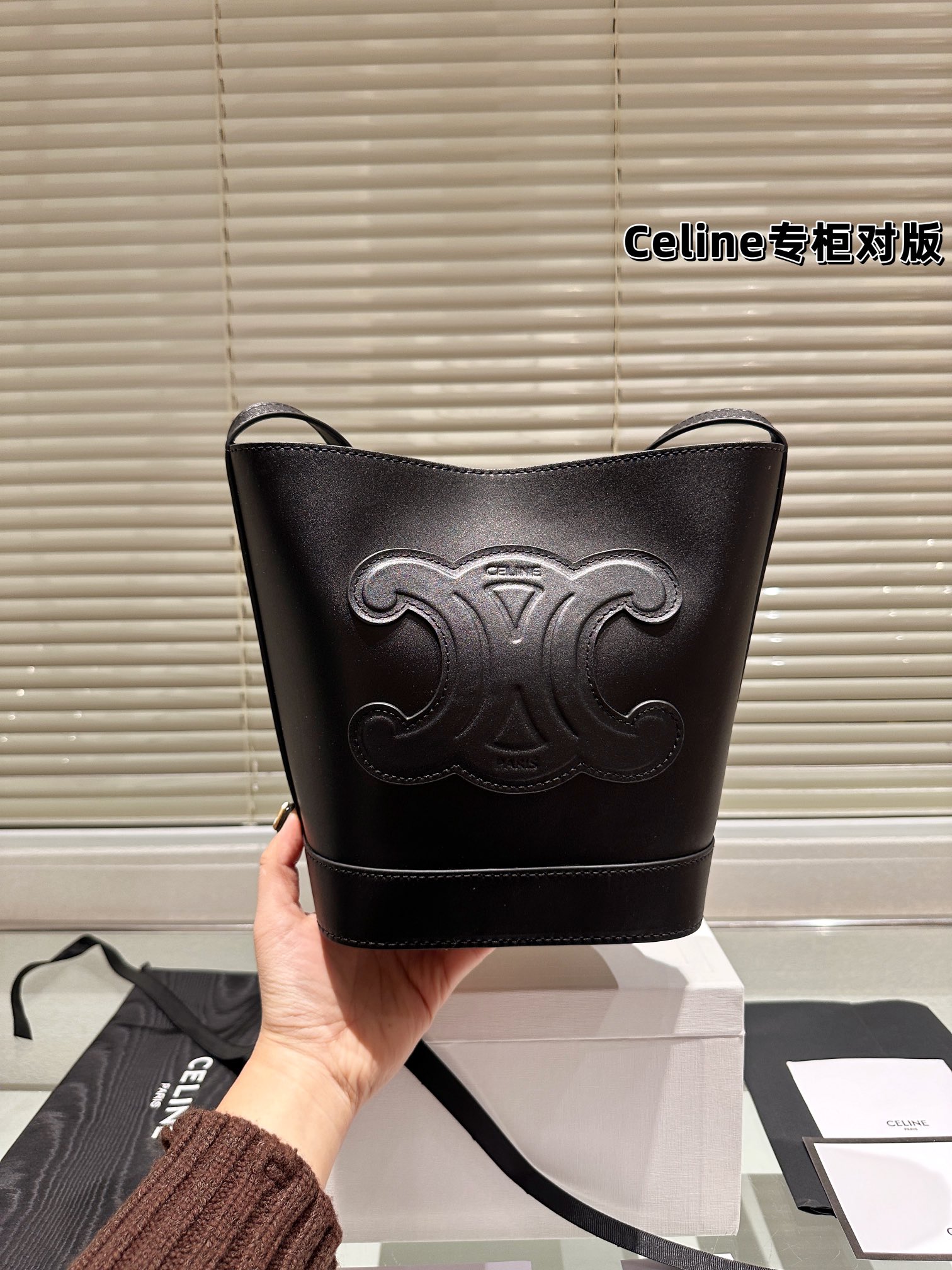 Celine Bucket Bags From China
 Cowhide Spring/Summer Collection Triomphe