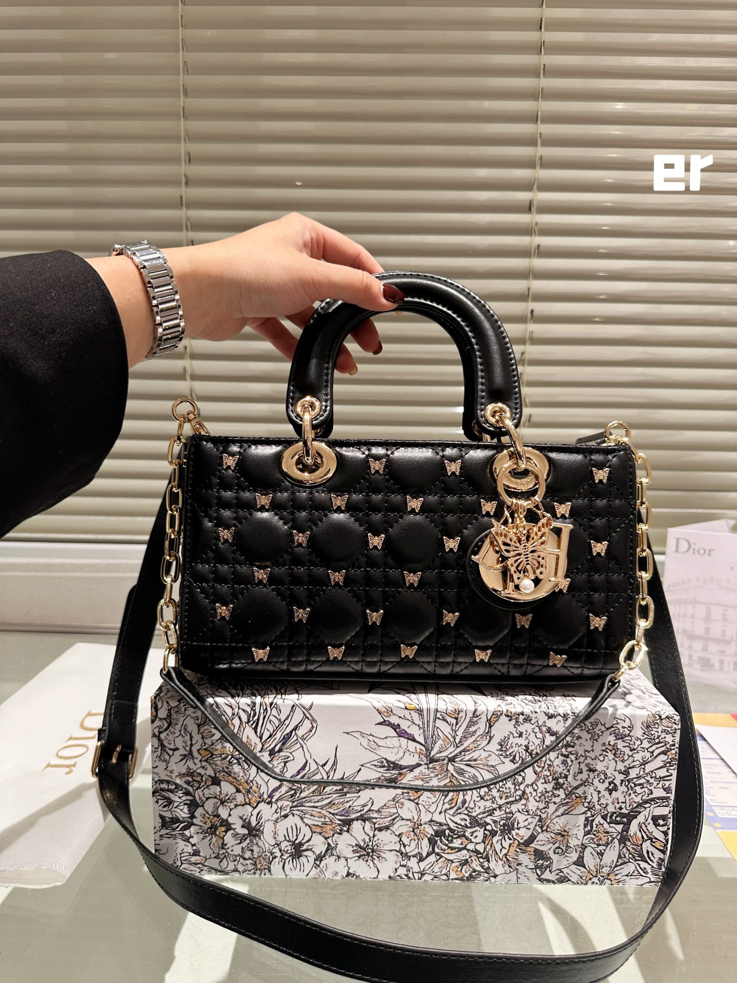 Dior Lady Perfect
 Handbags Crossbody & Shoulder Bags Gold White Resin Sheepskin Chains