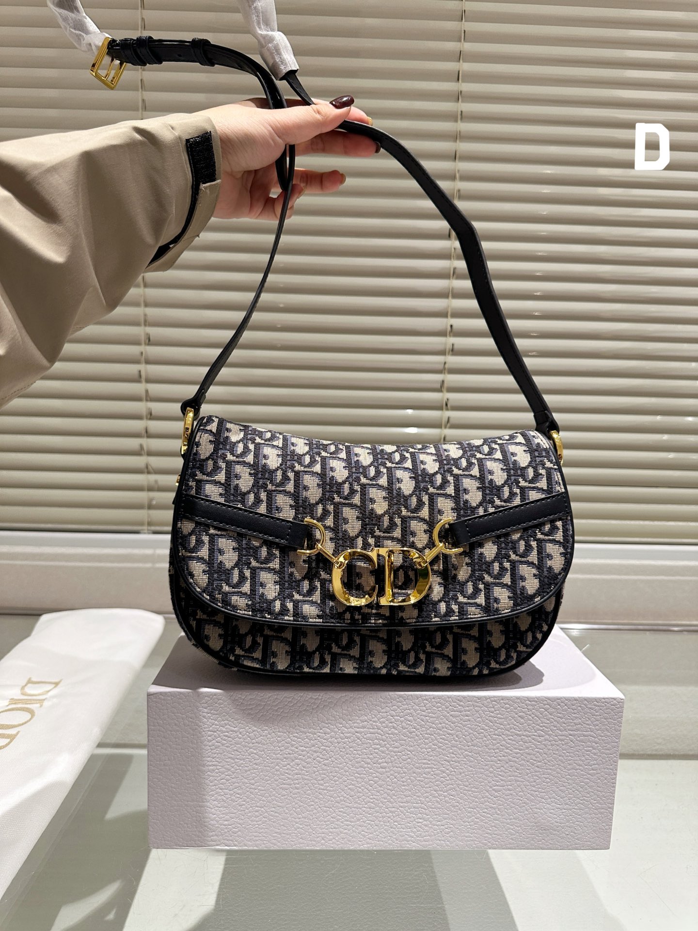 Dior Bags Handbags Replica Sale online
 Blue Gold Printing Vintage Cowhide Spring/Summer Collection Oblique Casual