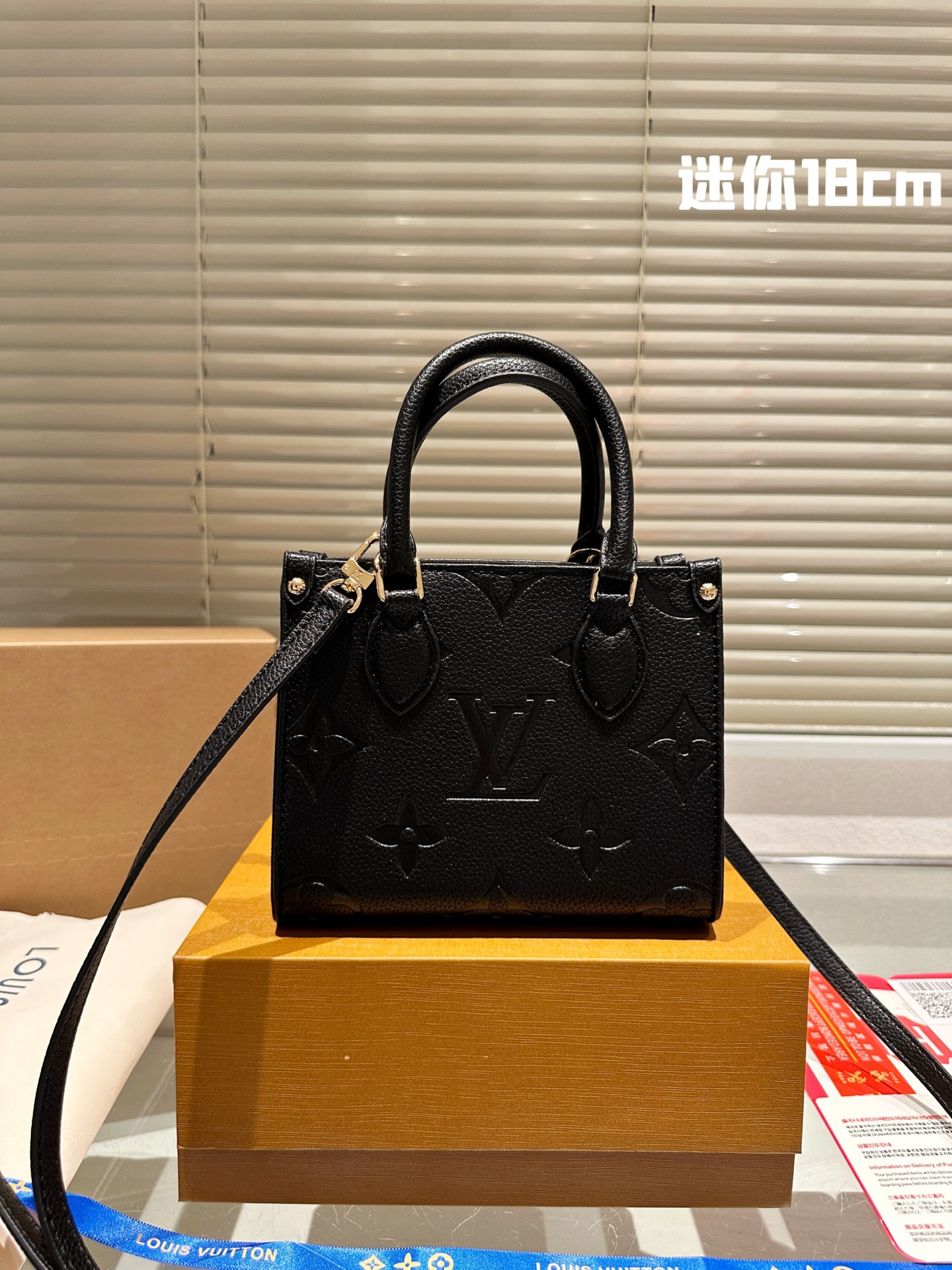 Louis Vuitton LV Onthego Tote Bags Cowhide Fashion Mini