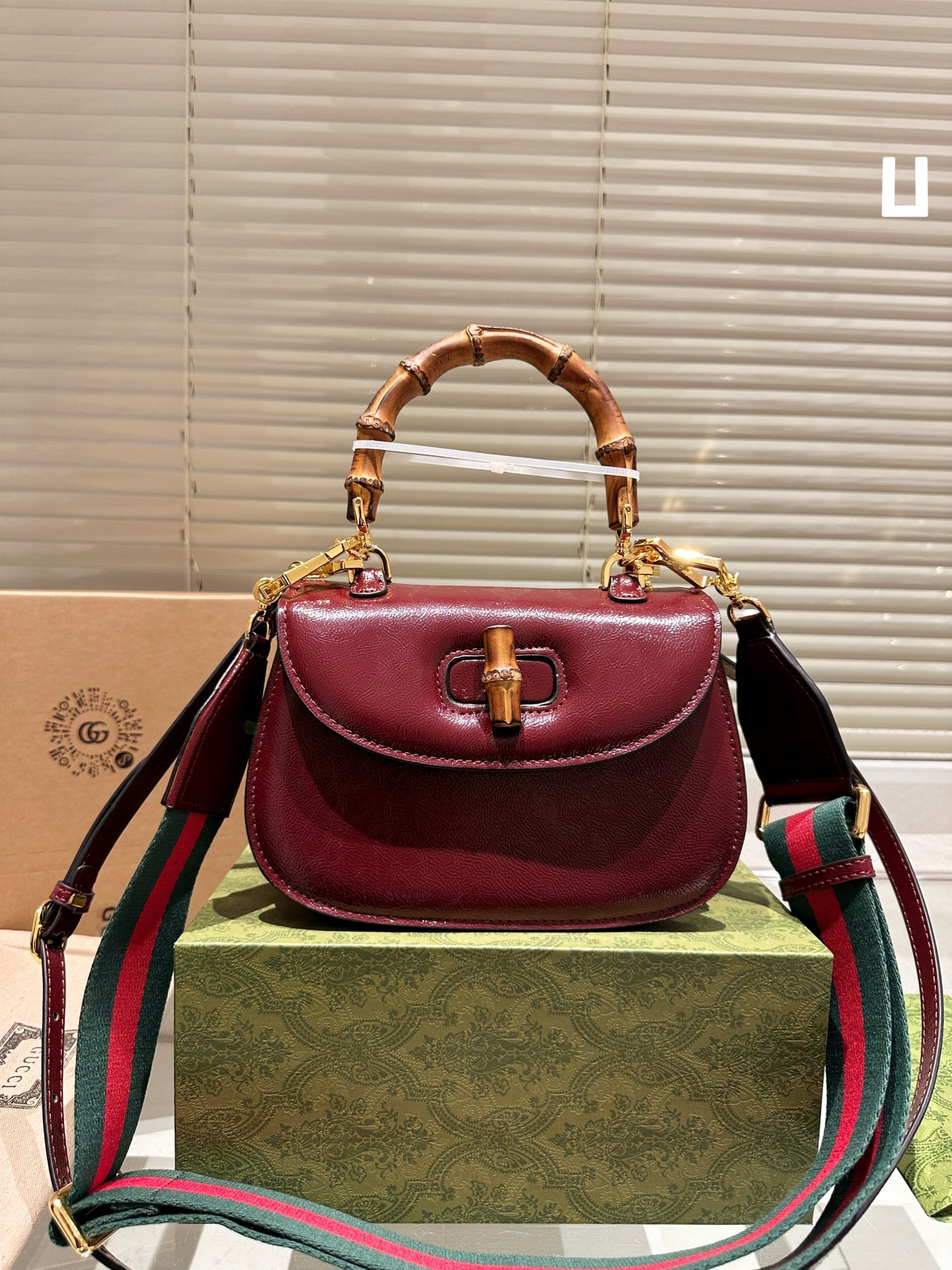 Gucci Skóra krowia Vintage