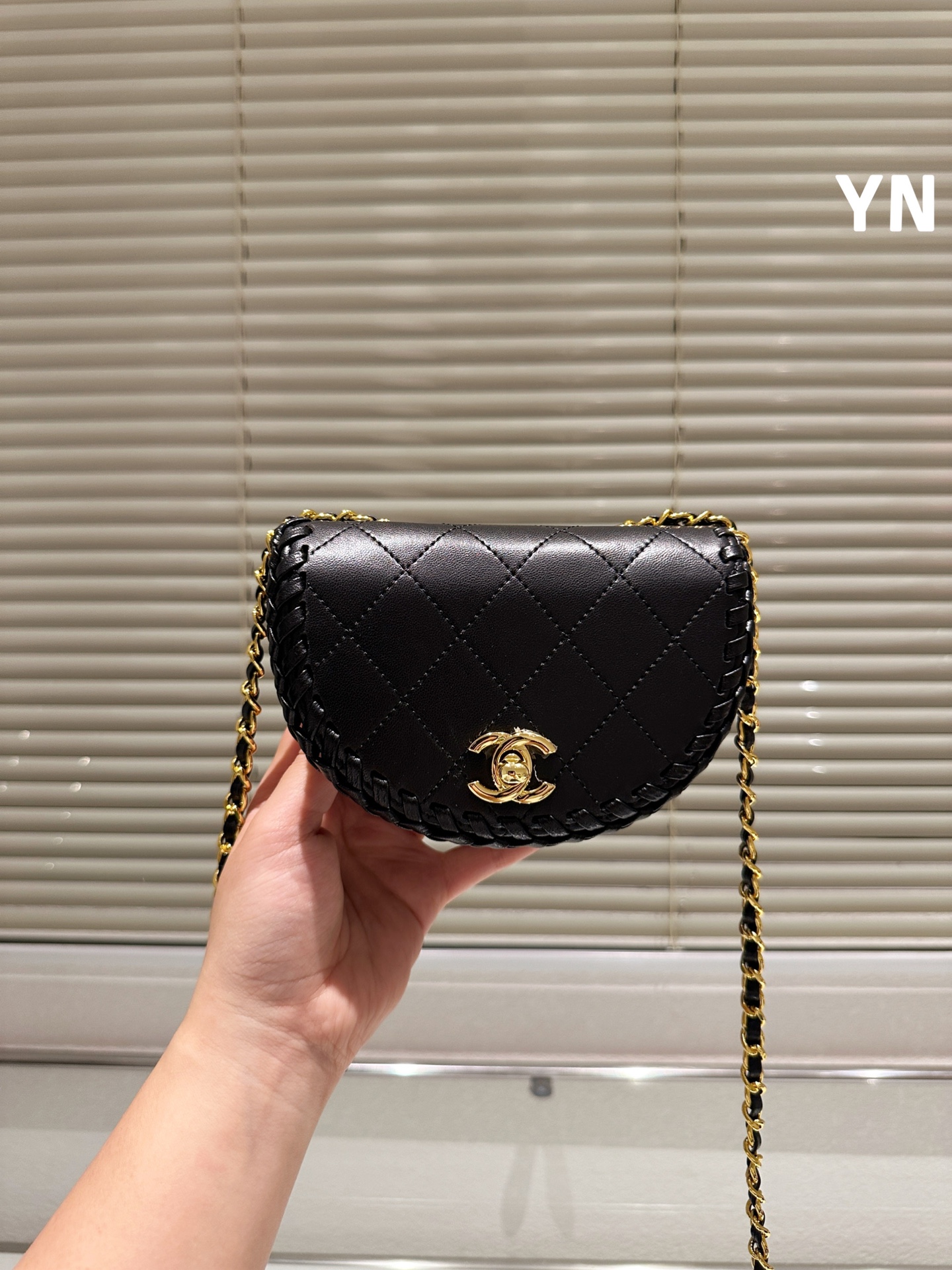 Chanel Good
 Crossbody & Shoulder Bags