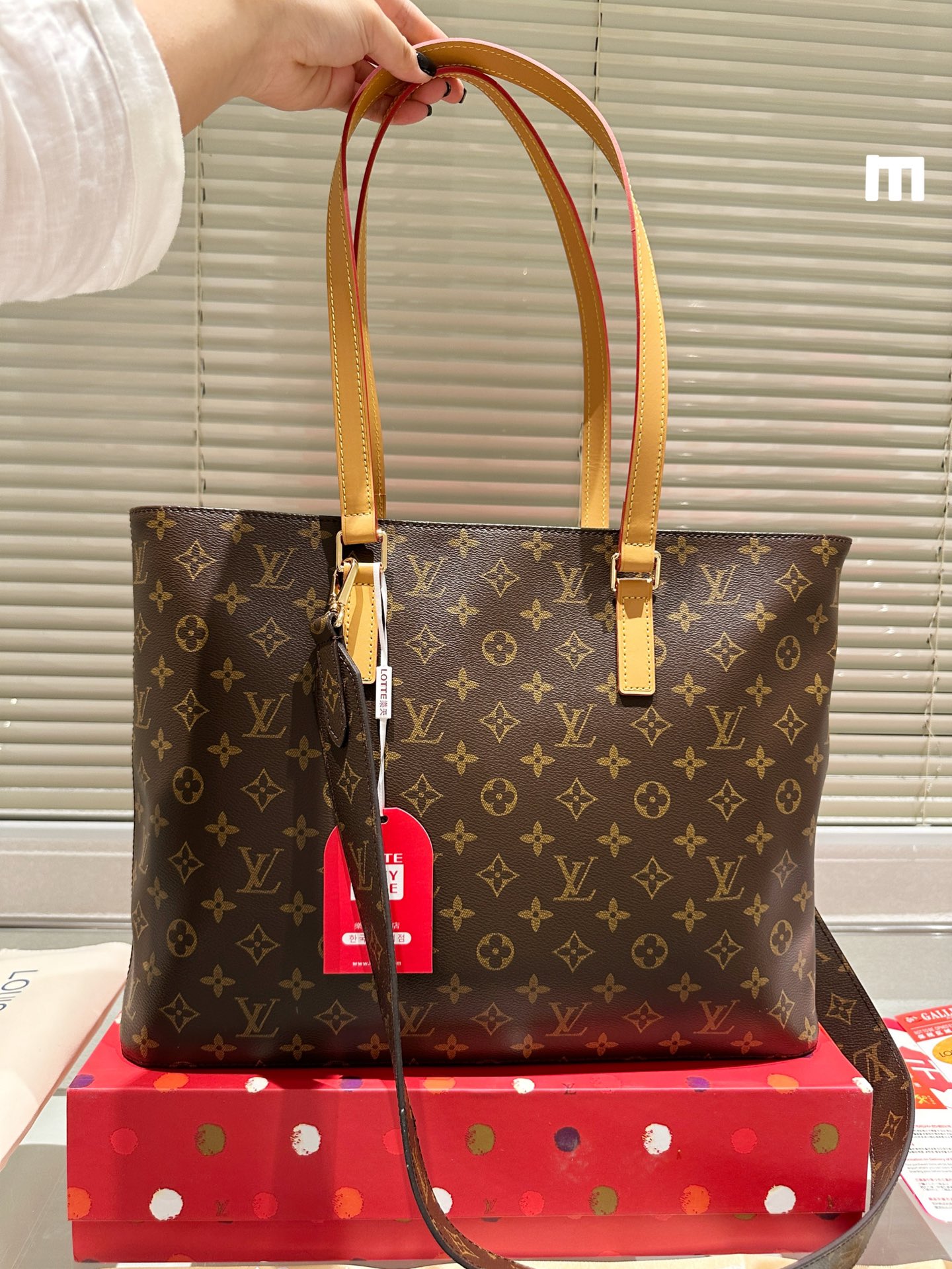 Louis Vuitton Handbags Crossbody & Shoulder Bags Gold Yellow Unisex Cowhide