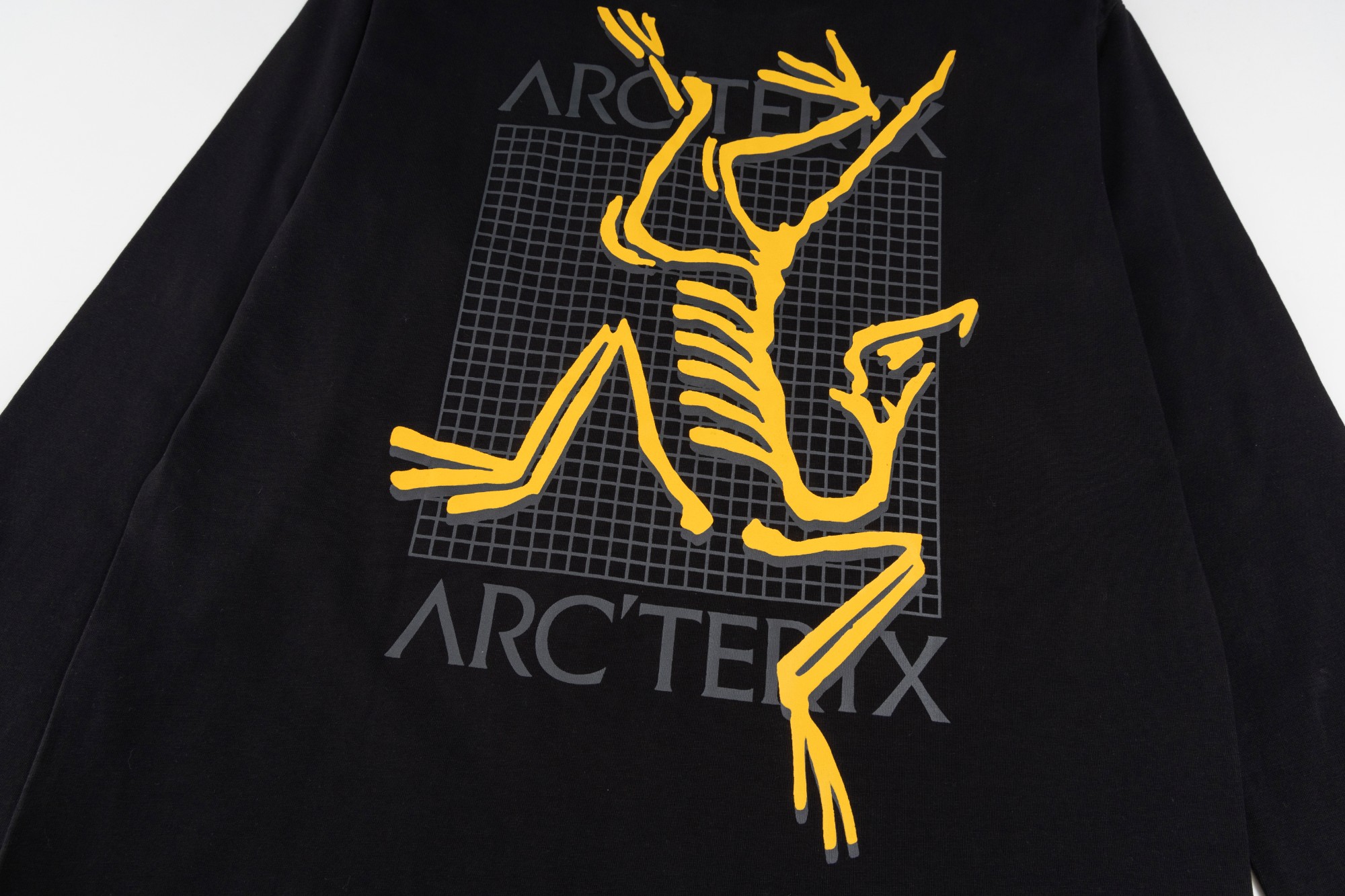 Arc'teryx Men's Long Sleeve Crew Neck T-Shirt Cotton Mesh Skeleton Logo 7 a1755710201046 3224
