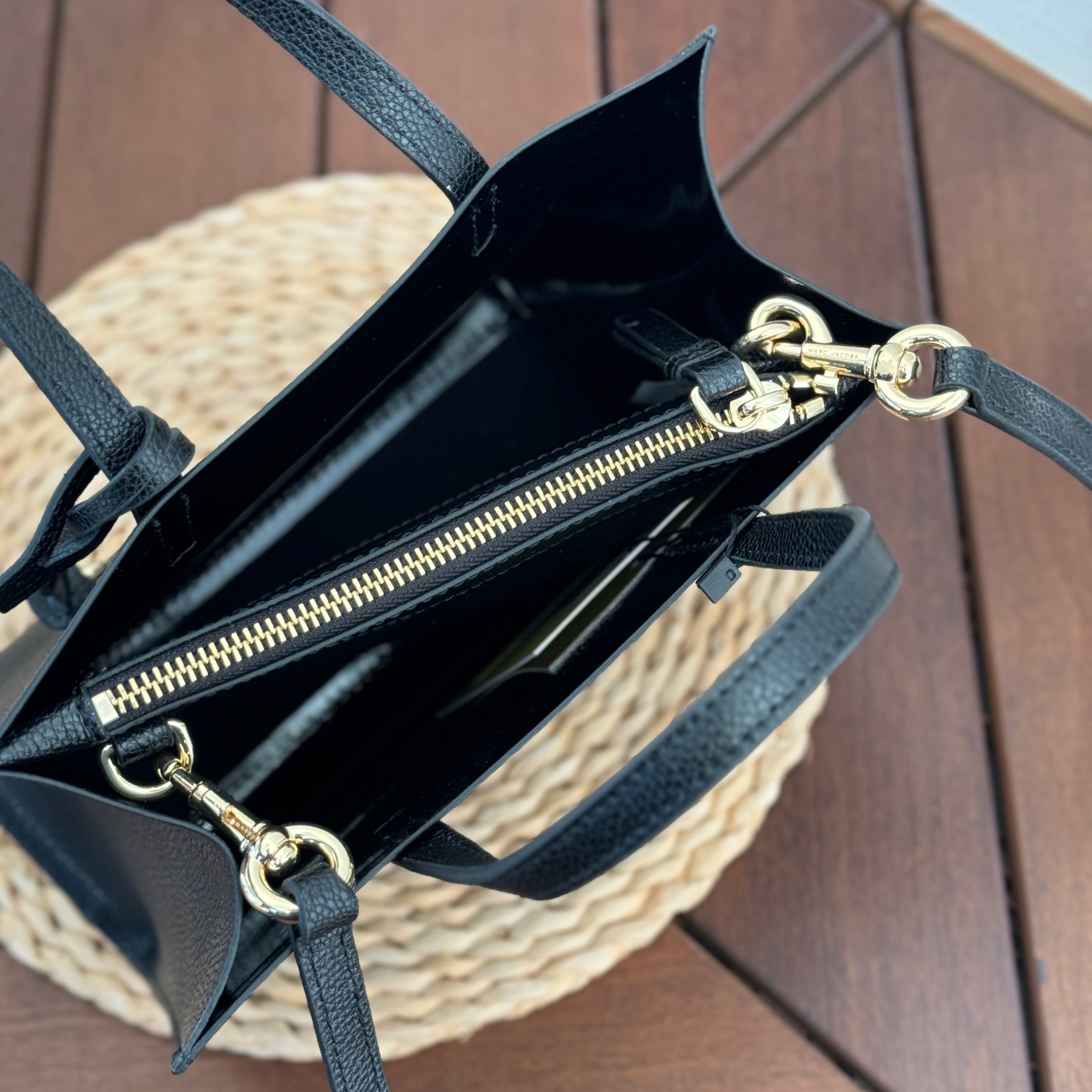 Marc Jacobs Mj牛皮黑色手提托特包 尺寸:23*10*20