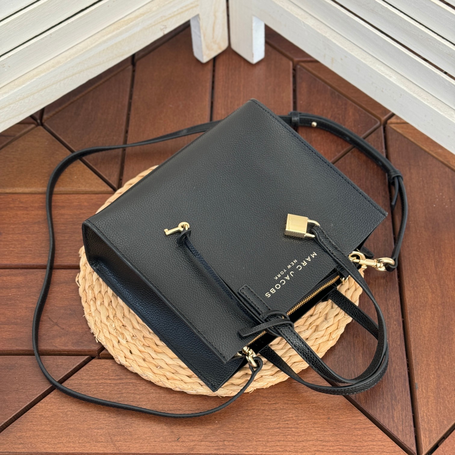 Marc Jacobs Mj牛皮黑色手提托特包 尺寸:23*10*20
