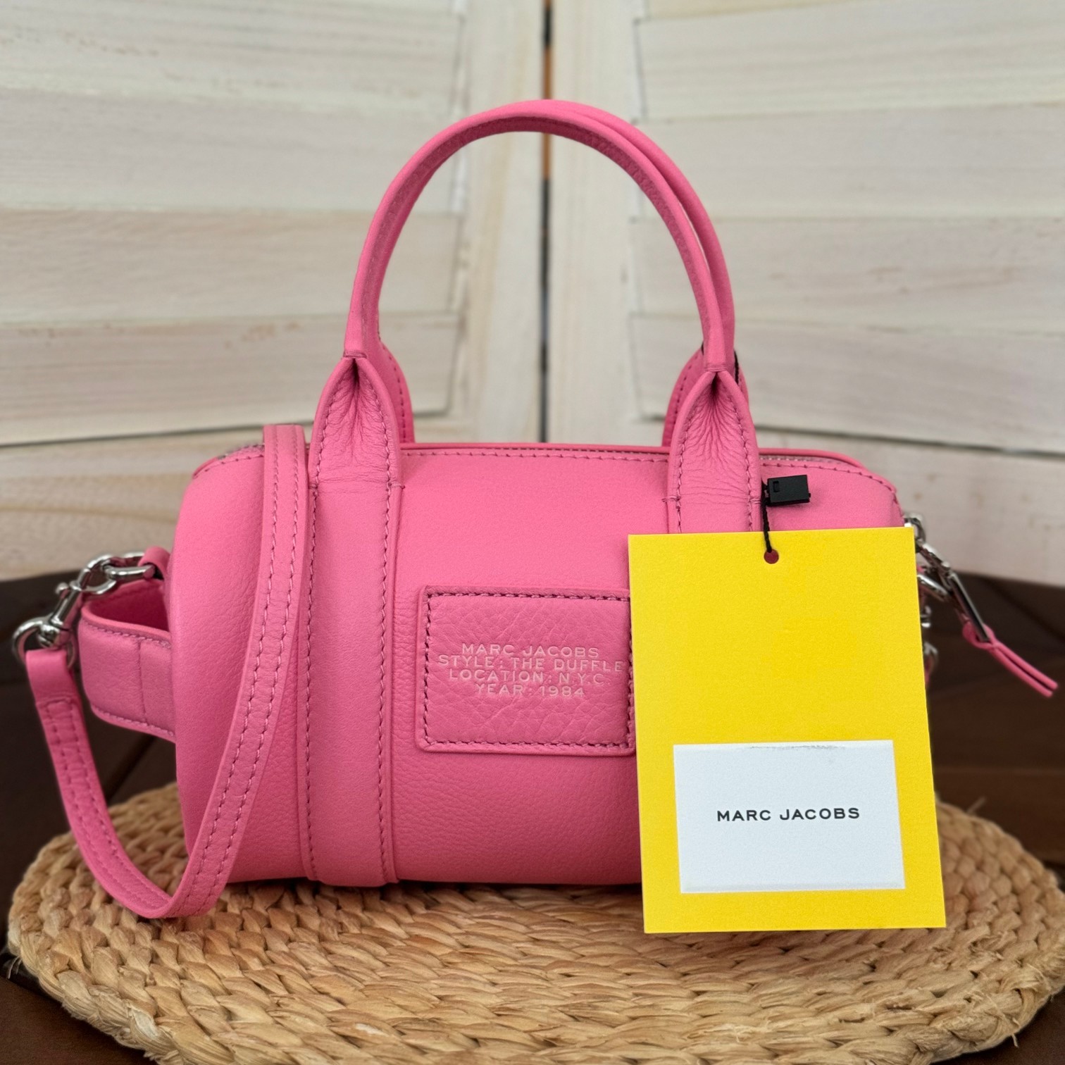 Marc Jacobs 粉色 Mj圆筒包3⃣ 色 尺寸:20*12*12