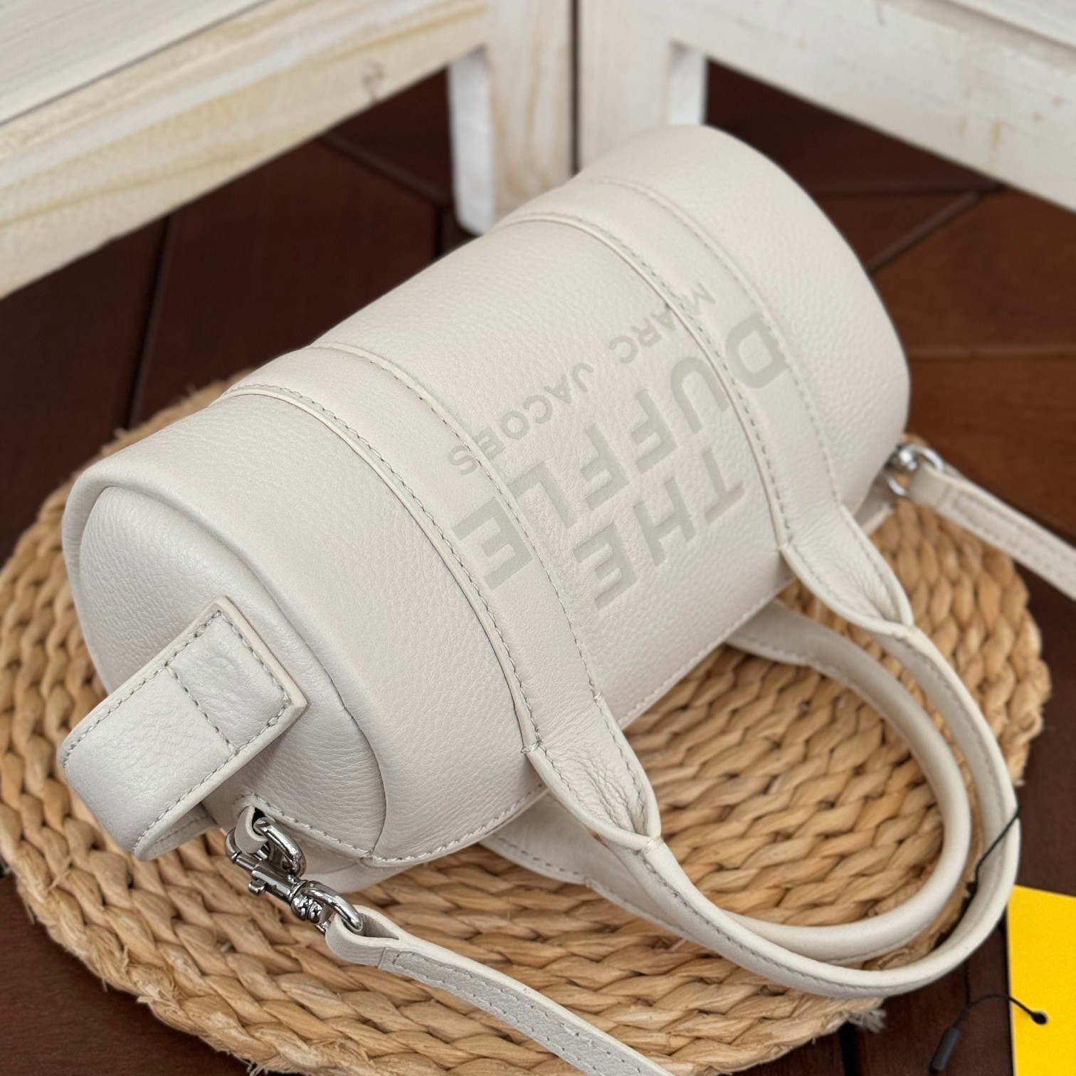 Marc Jacobs 云白色 Mj圆筒包3⃣ 色 尺寸:20*12*12