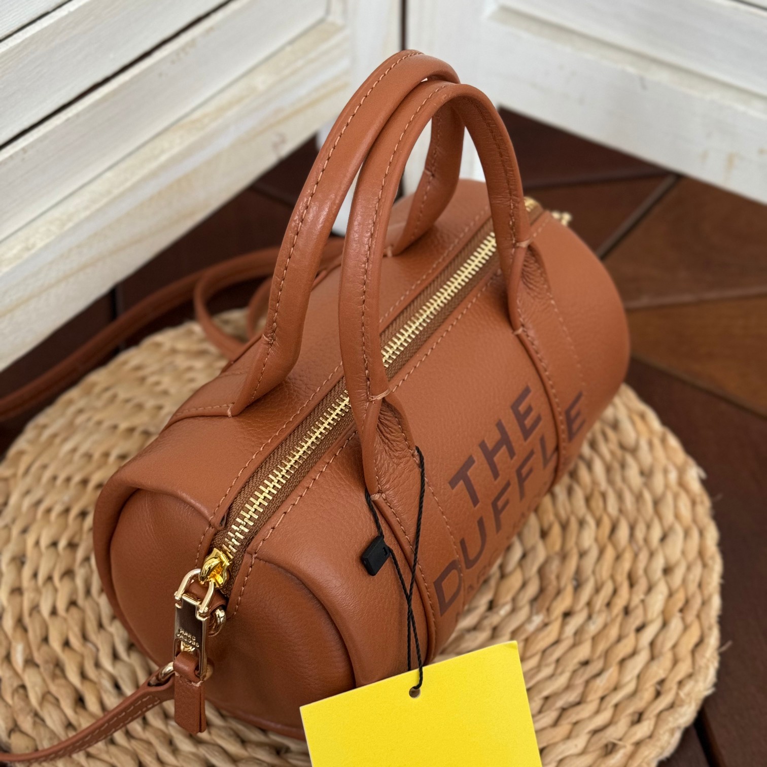 Marc Jacobs 棕色 Mj圆筒包3⃣ 色 尺寸:20*12*12