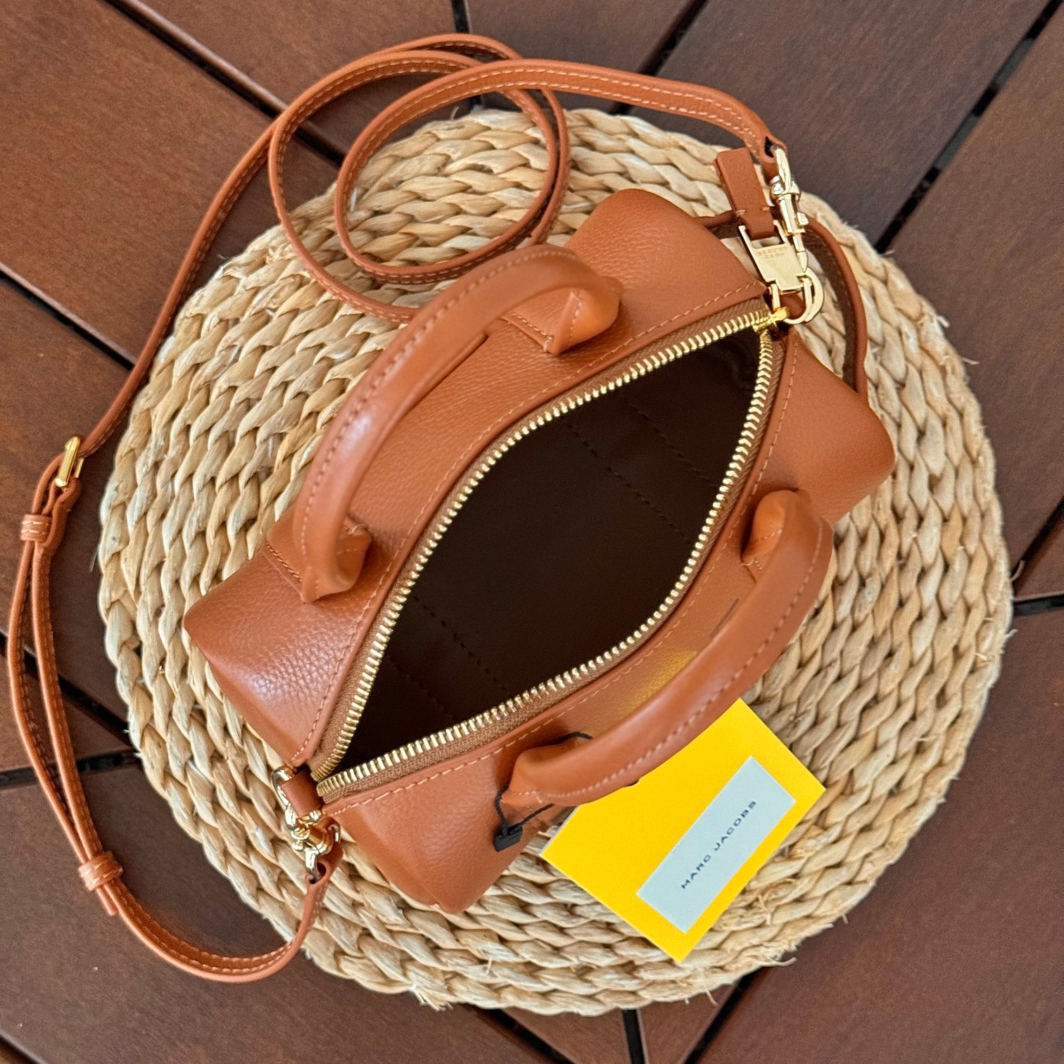 Marc Jacobs 棕色 Mj圆筒包3⃣ 色 尺寸:20*12*12